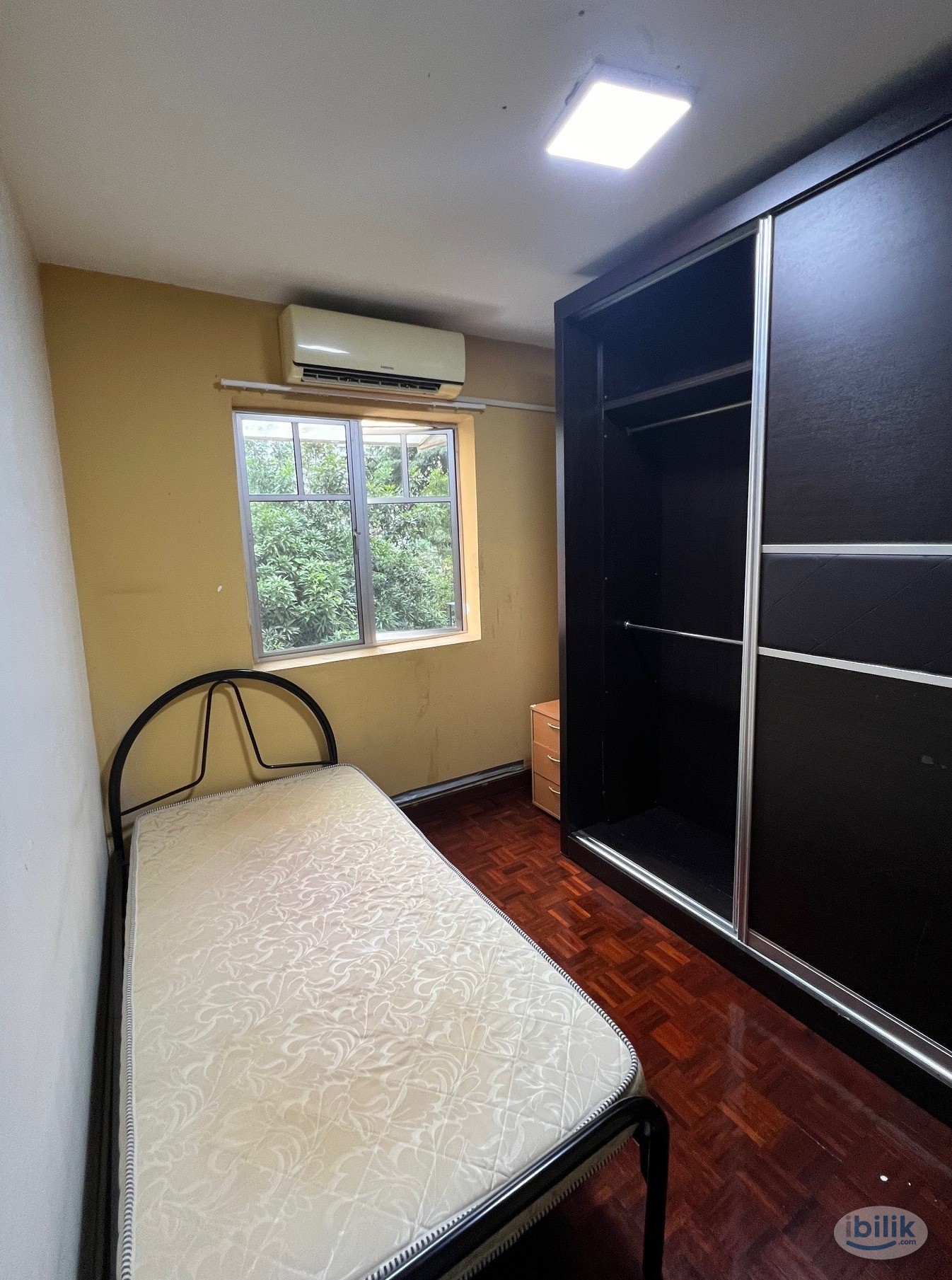 Single Room at Pantai Hillpark 5 (FEMALE ONLY) - Image 2