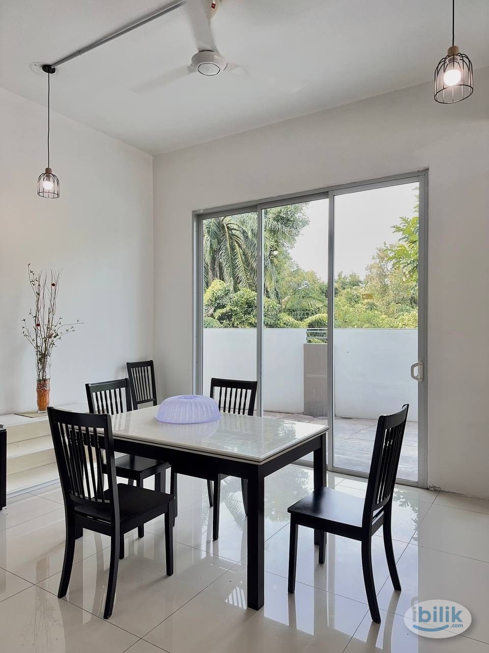 Carnation Villa｜Bukit Minyak Aircond Middle Room for Rent - Image 5