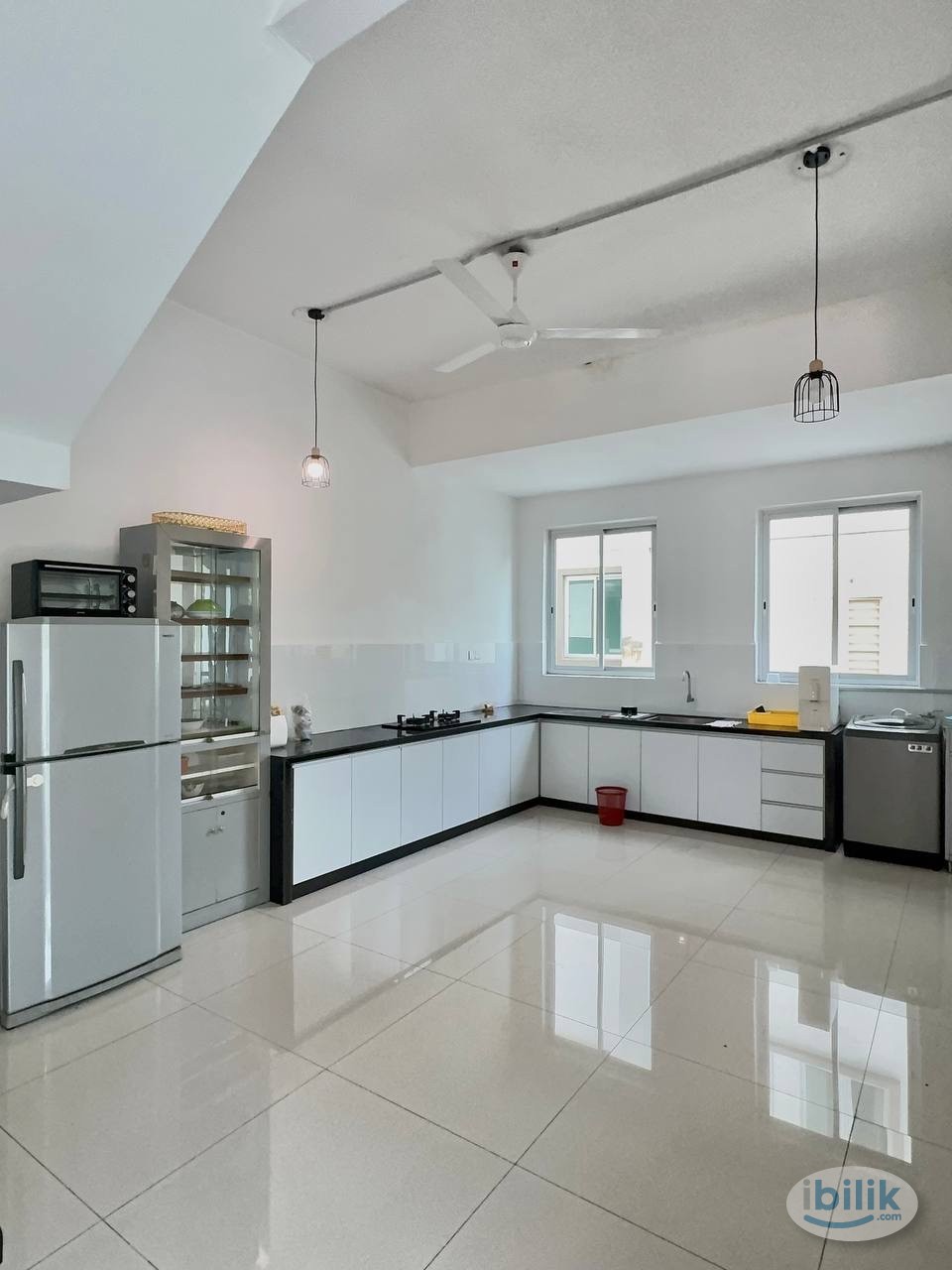 Carnation Villa｜Bukit Minyak Aircond Middle Room for Rent - Image 3