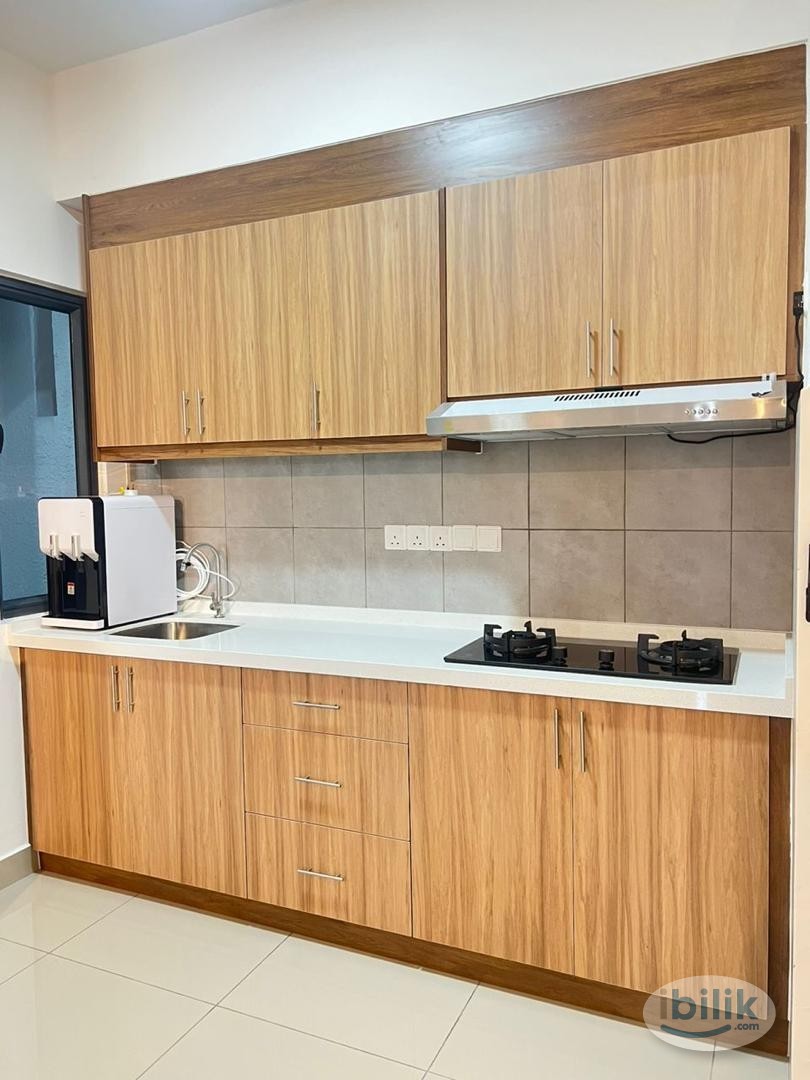 Rent Fully Furnish Room Ready Move In M Luna Batu Cave Sri Damansara Mizumi Publika Aeon MRT Kepong Metro Prima 99 Wonde - Image 1