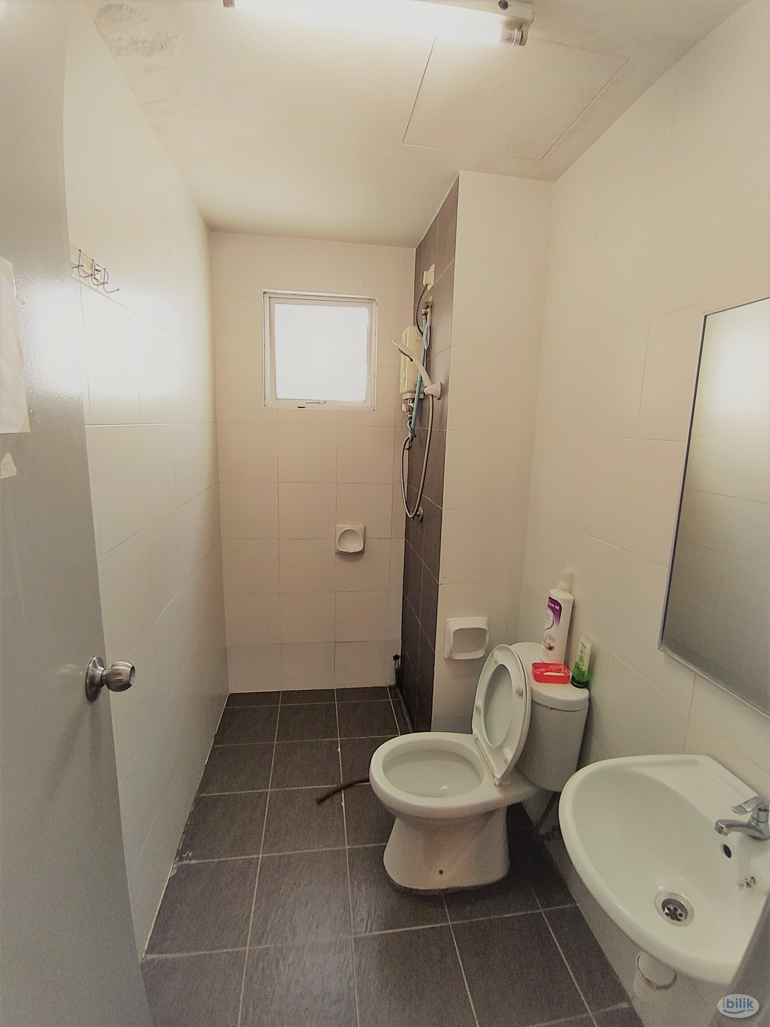 Single Room at Casa Residenza, Kota Damansara - Image 2