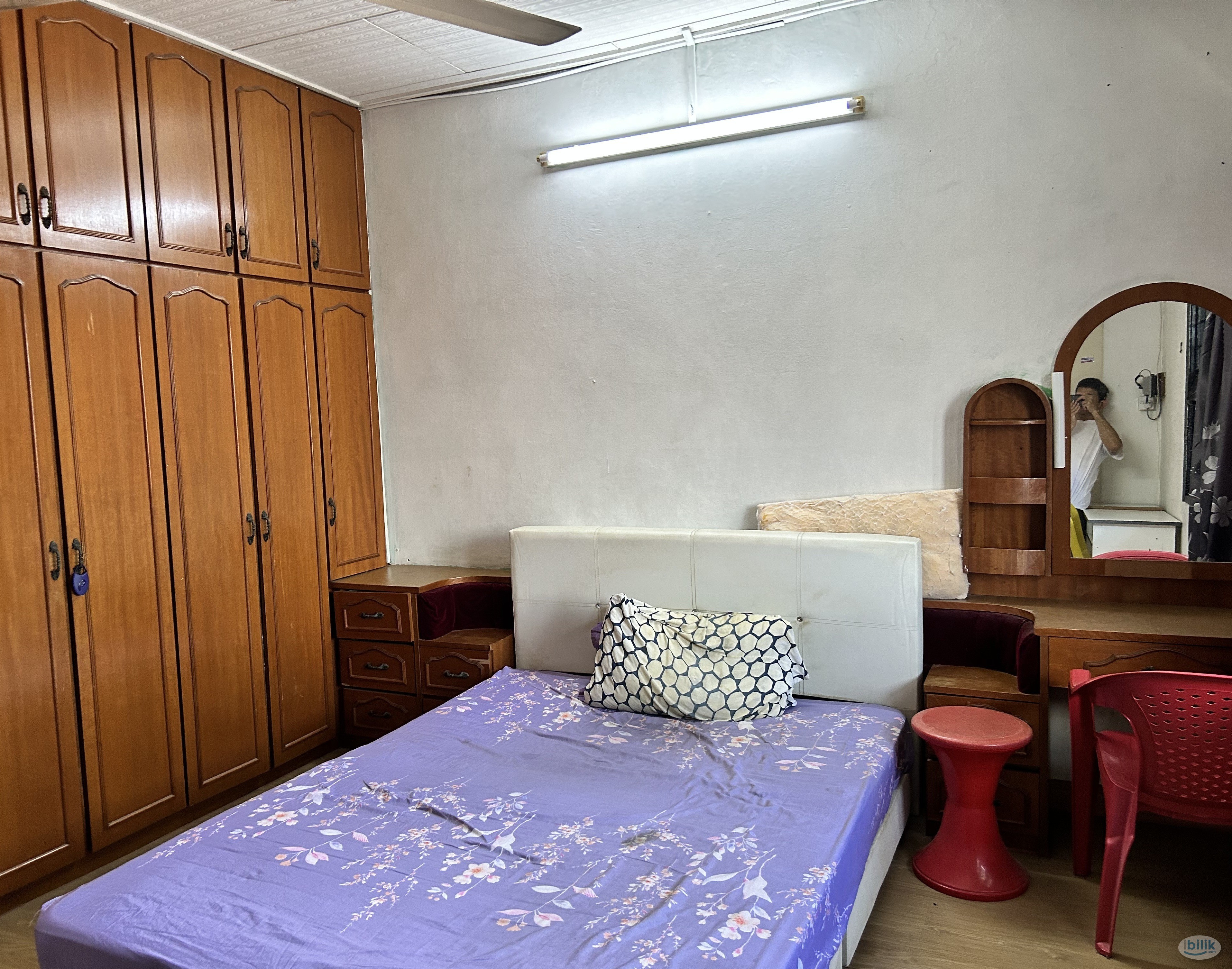 Middle Room at Taman Connaught, Cheras - Image 4