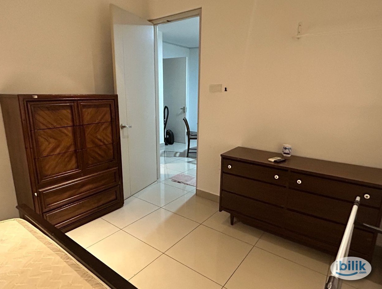 Room 1 at Vision Residence (V'Residence) Cyberjaya, Selangor - Image 4