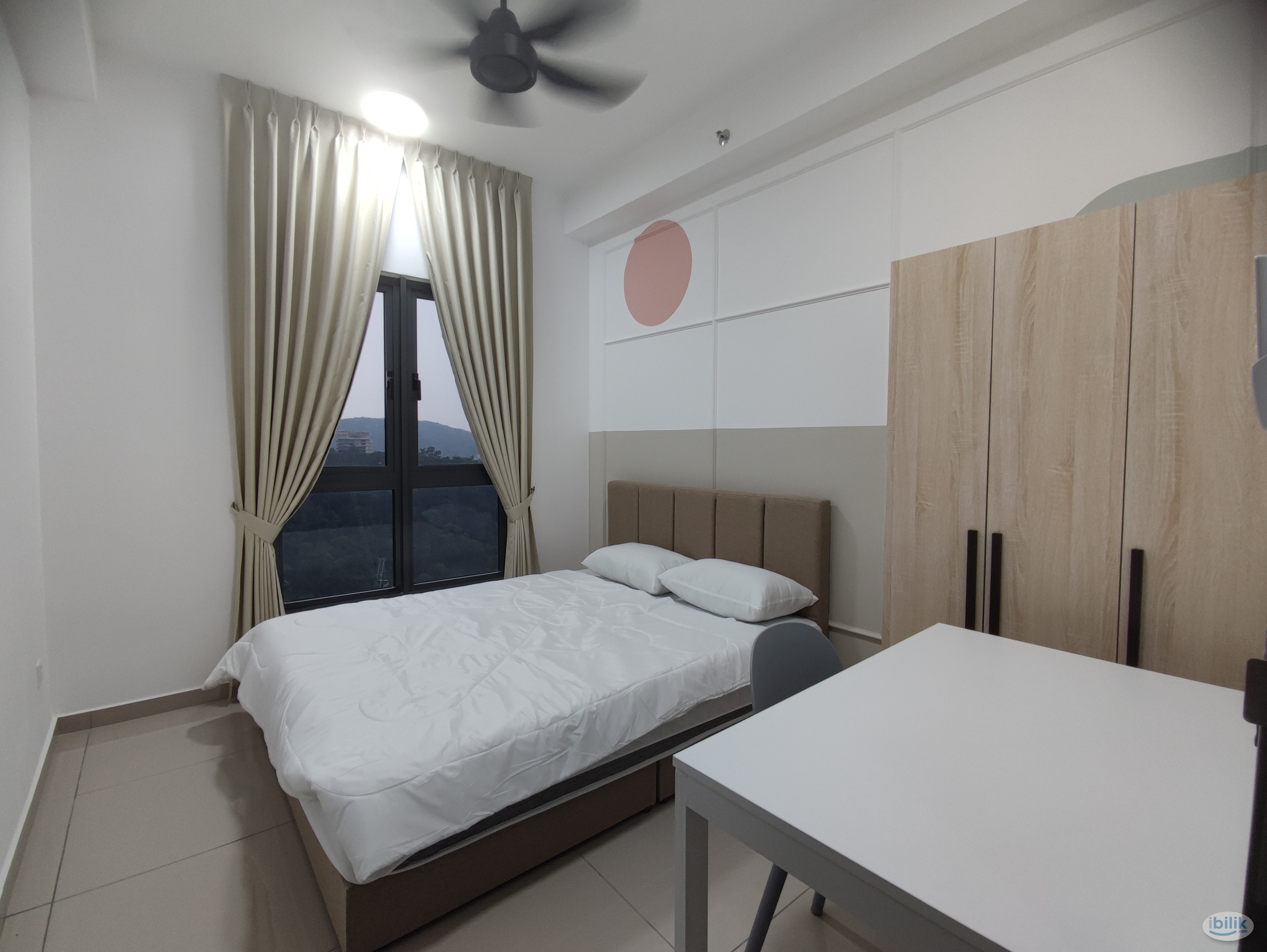 Middle Room at D'Quince Residence, Damansara Perdana - Image 1