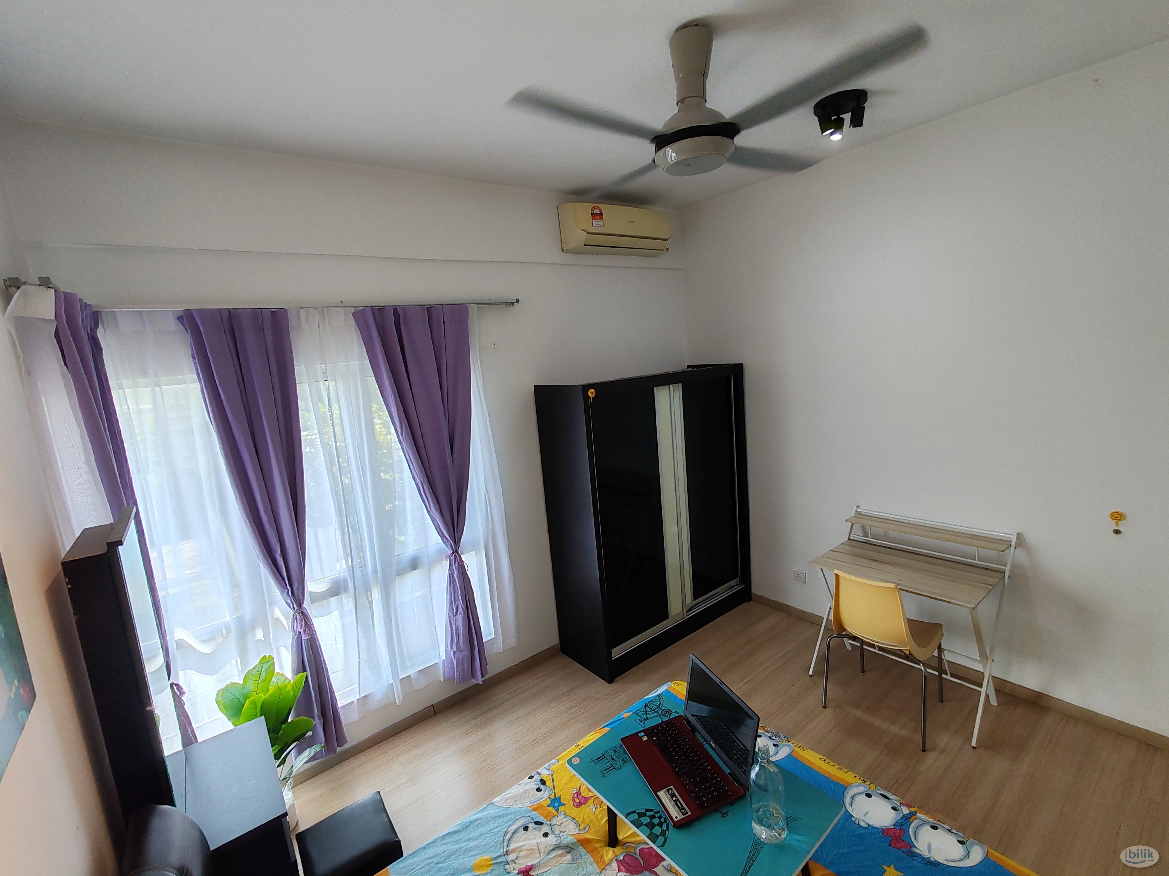 Master Room at Anyaman Residence, Sungai Besi - Image 2