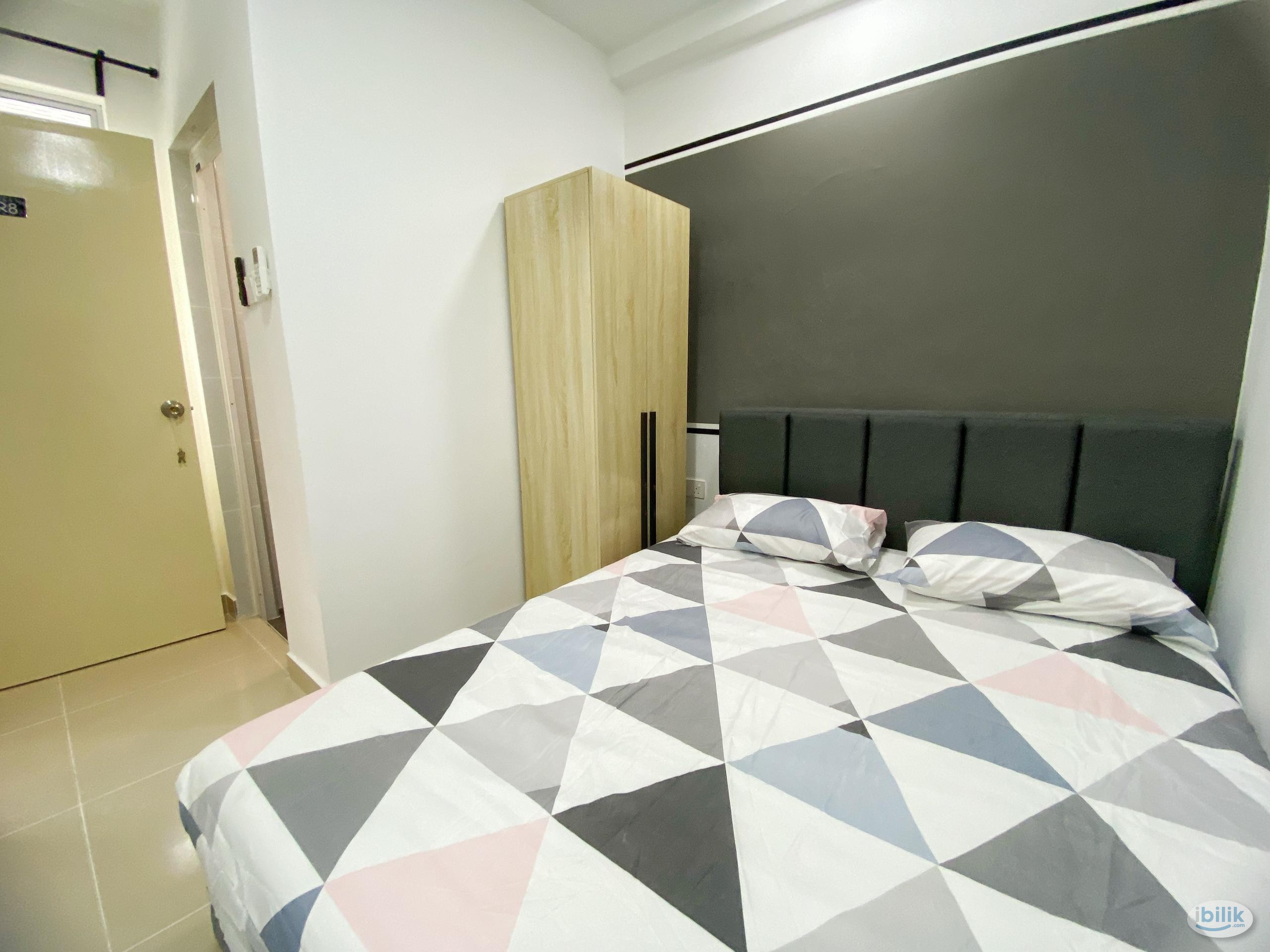 Master Room Own Toilet at Taman Gasing Indah, Near Mid Valley - Image 4