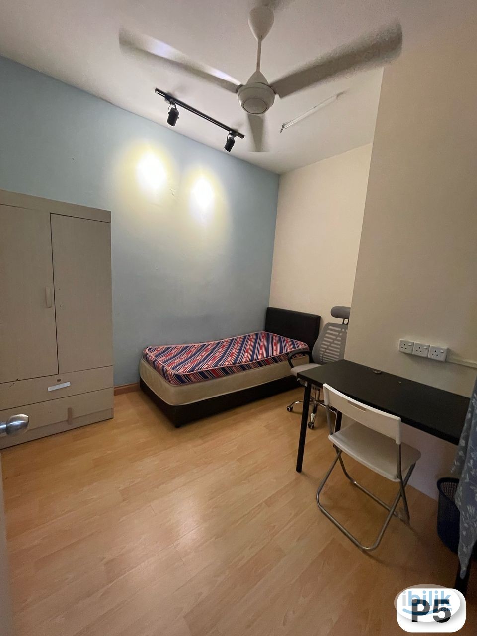 Brand New Room - Middle Room at Jalan SS2/72, Fully Furnished - Image 2
