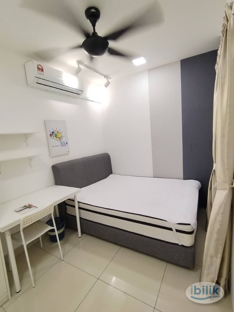Middle Room at AraTre' Residences, Ara Damansara - Image 1