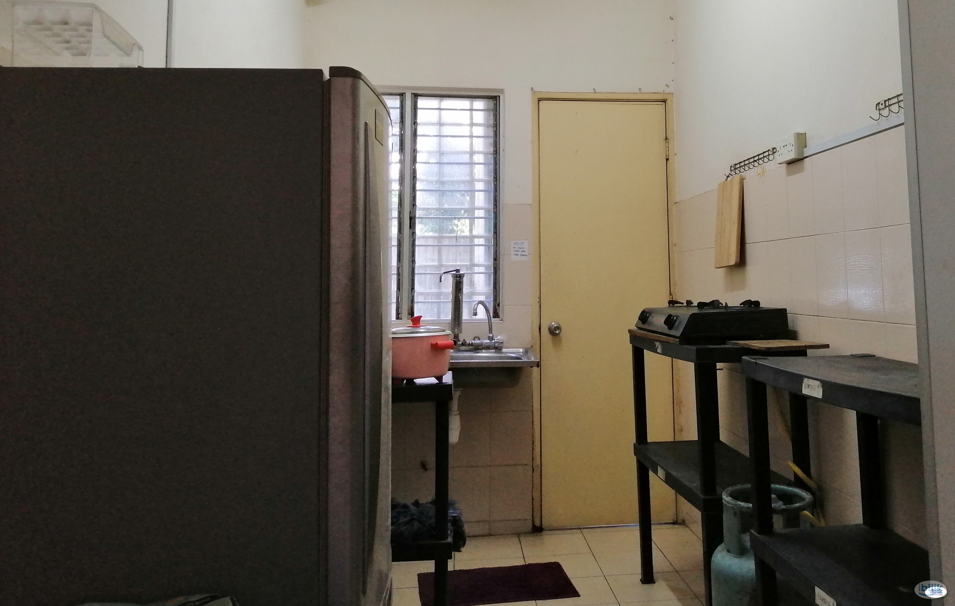 Pangsapuri Kasuarina Small Room - Image 3