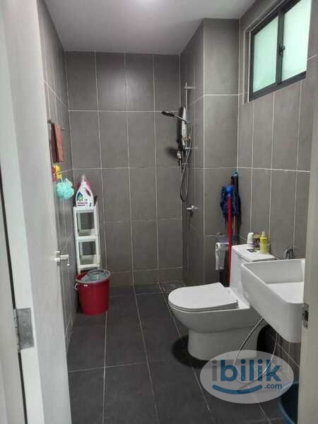 Single Room at Greenfield Residence, Bandar Sunway - Image 2