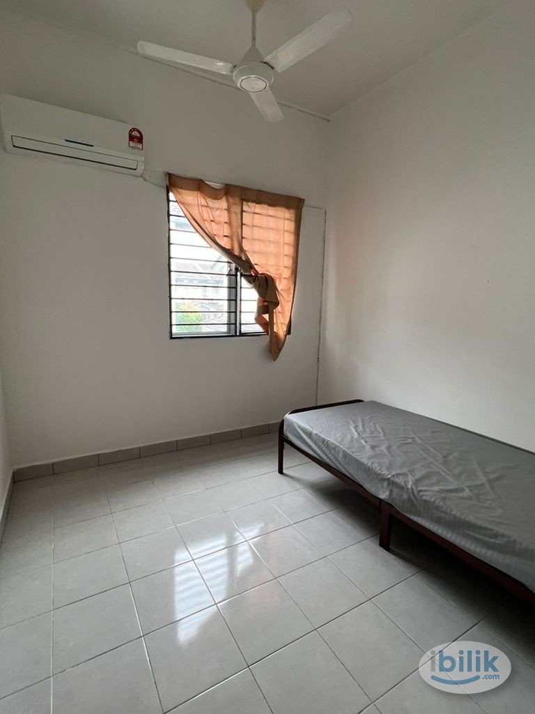 Ramadan Promo 🕌 Room for Rent + Air-Cond at Setia Alam near Setia City Mall, Taipan - Image 1
