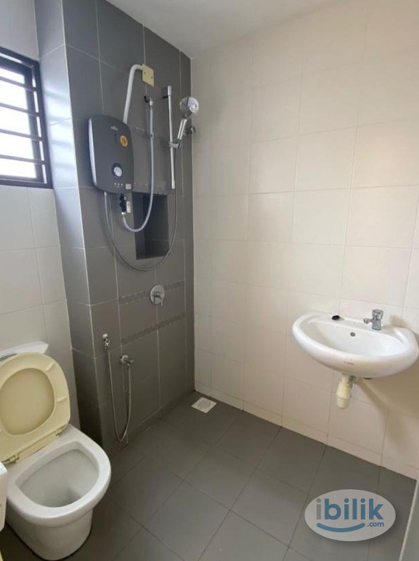 Budget Single Rooms in Setia Alam - Image 3