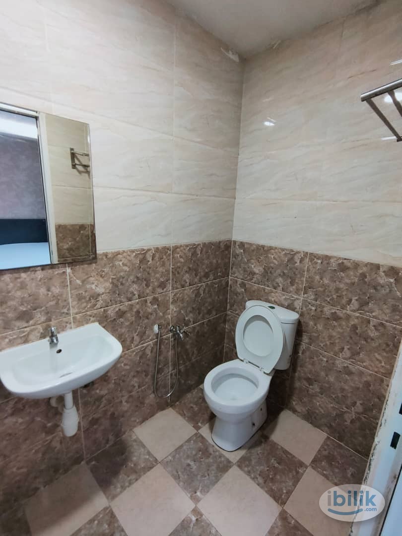 Single Room For Rent At Bandar Sunway, Walking Distance To BRT - Image 3