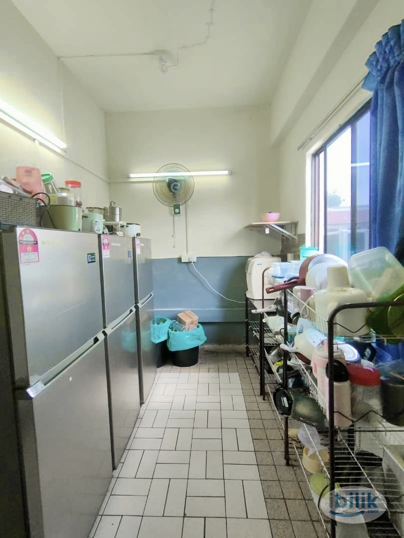 Female Unit Single Room at Cheras, Kuala Lumpur - Image 2
