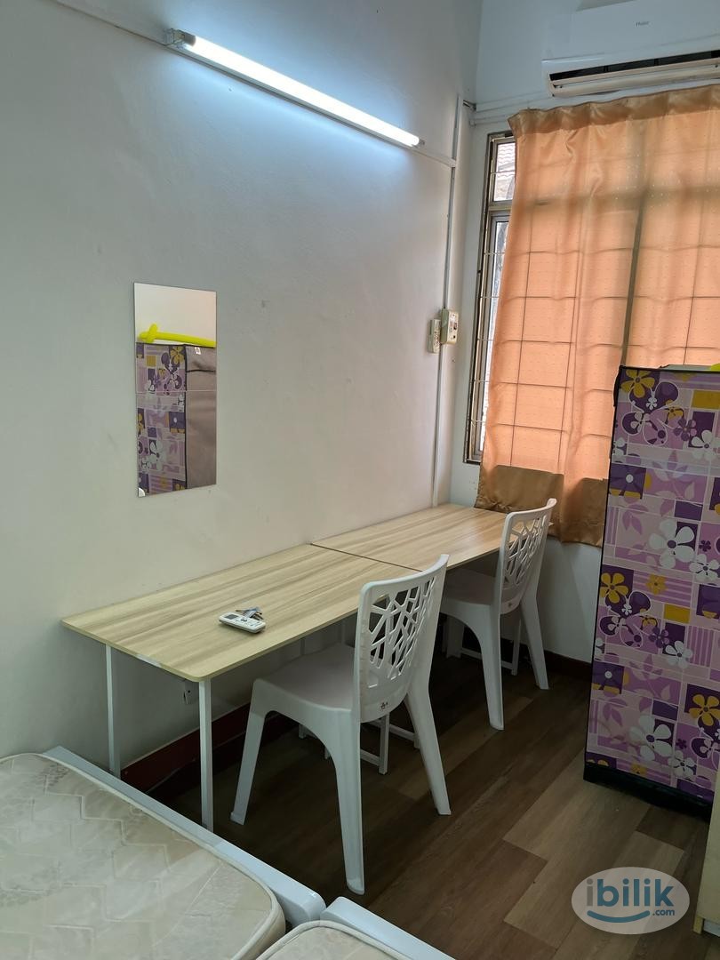 Middle Room at Bandar Utama, Petaling Jaya - Image 2