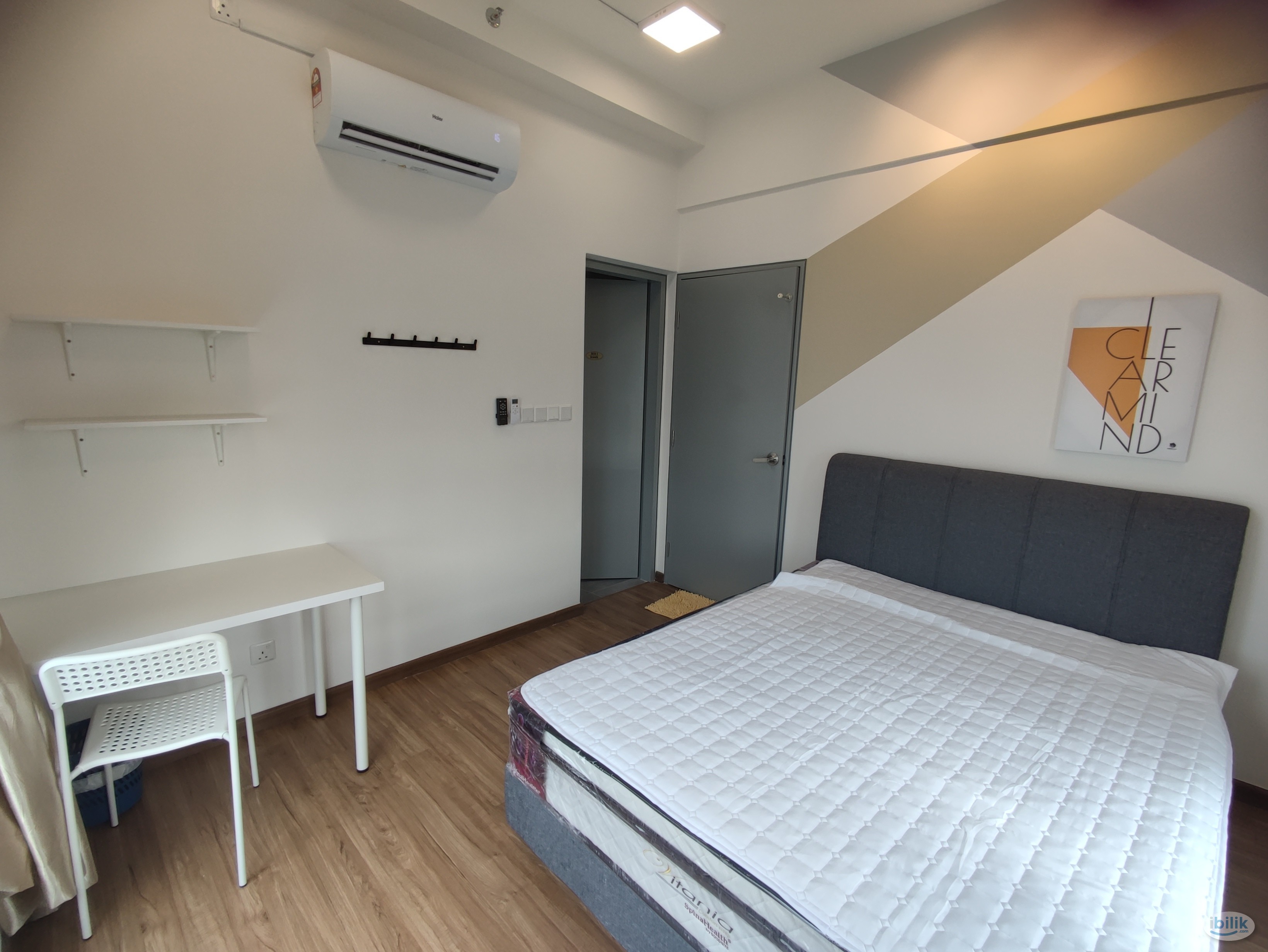 Master Room at 121 Residences, Petaling Jaya - Image 2