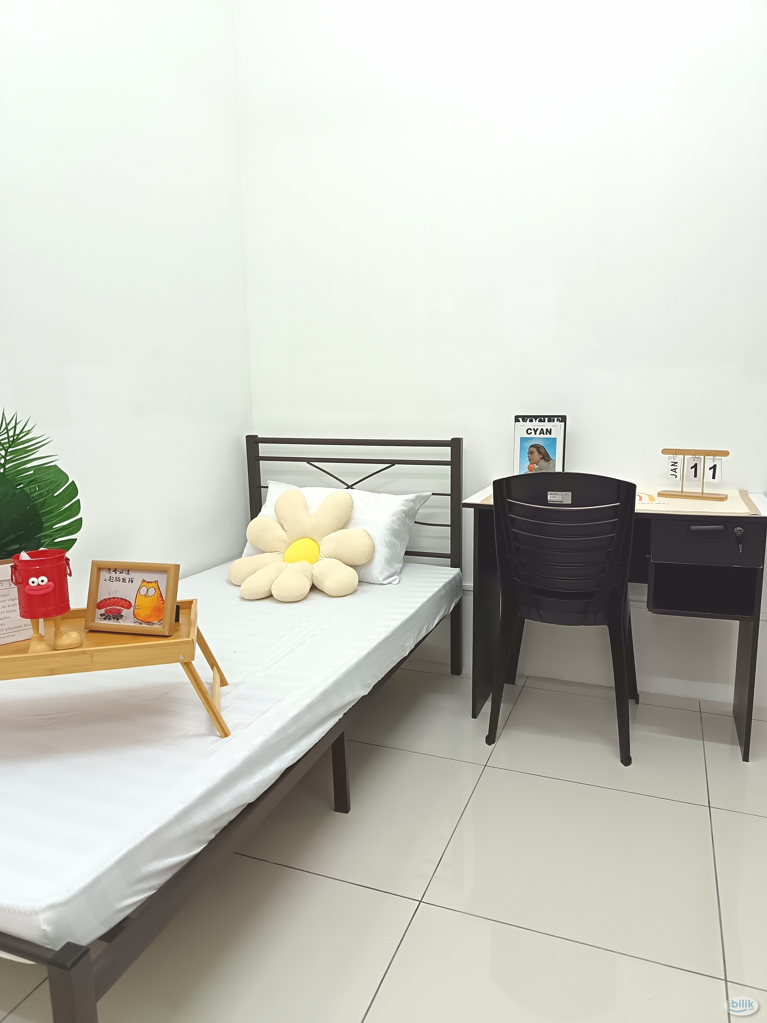 Middle Room at Sandilands, Jelutong - Image 5