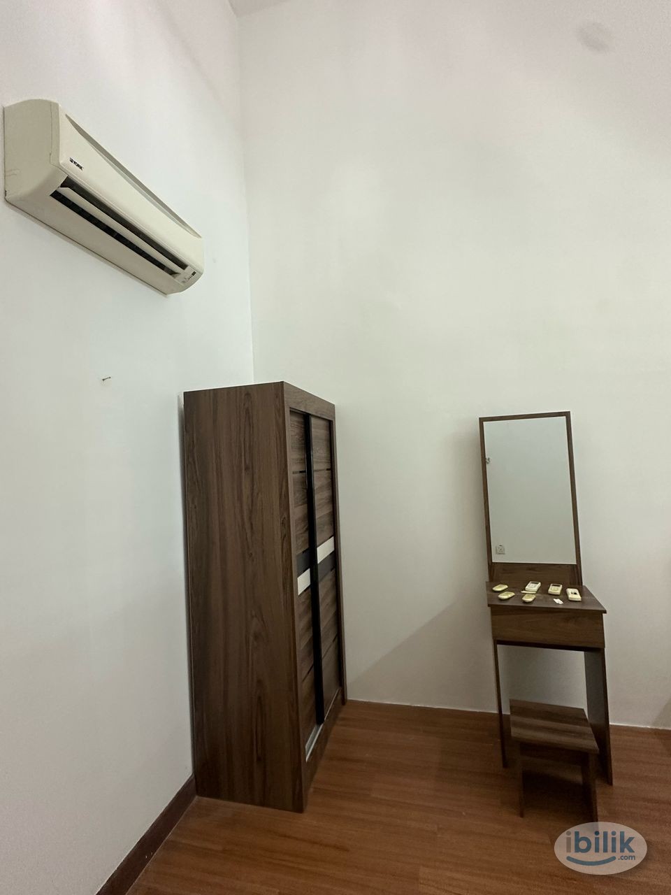 Middle Room at One South, Seri Kembangan - Image 2