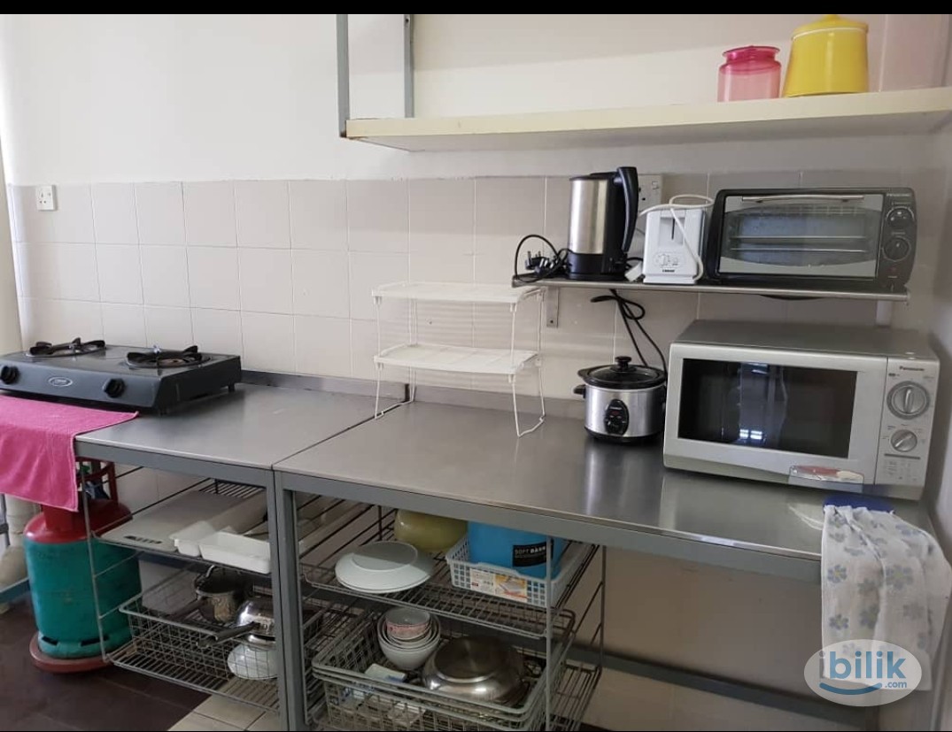 Single Room at Bandar Baru Sri Petaling, Kuala Lumpur - Image 3