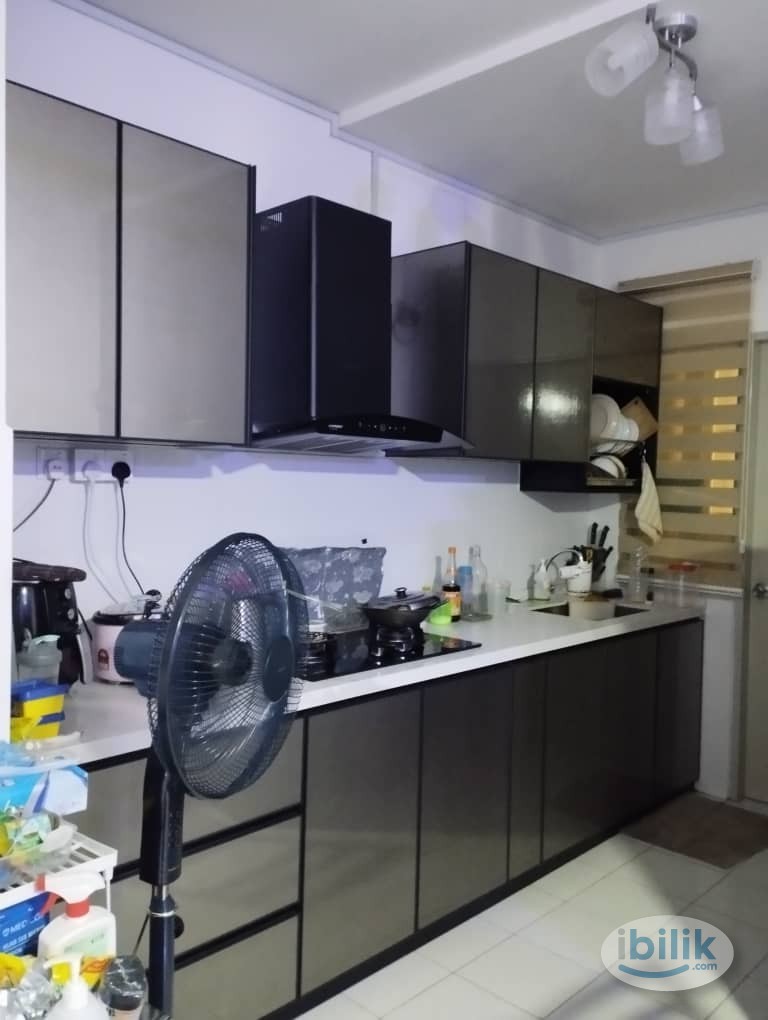 Middle Room at Kota Kemuning, Shah Alam - Image 2