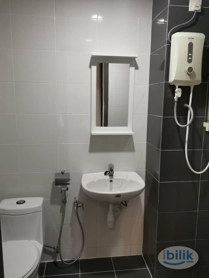 Middle Room with Car Park at Bandar Mahkota Cheras, Cheras South sg long, kajang - Image 3