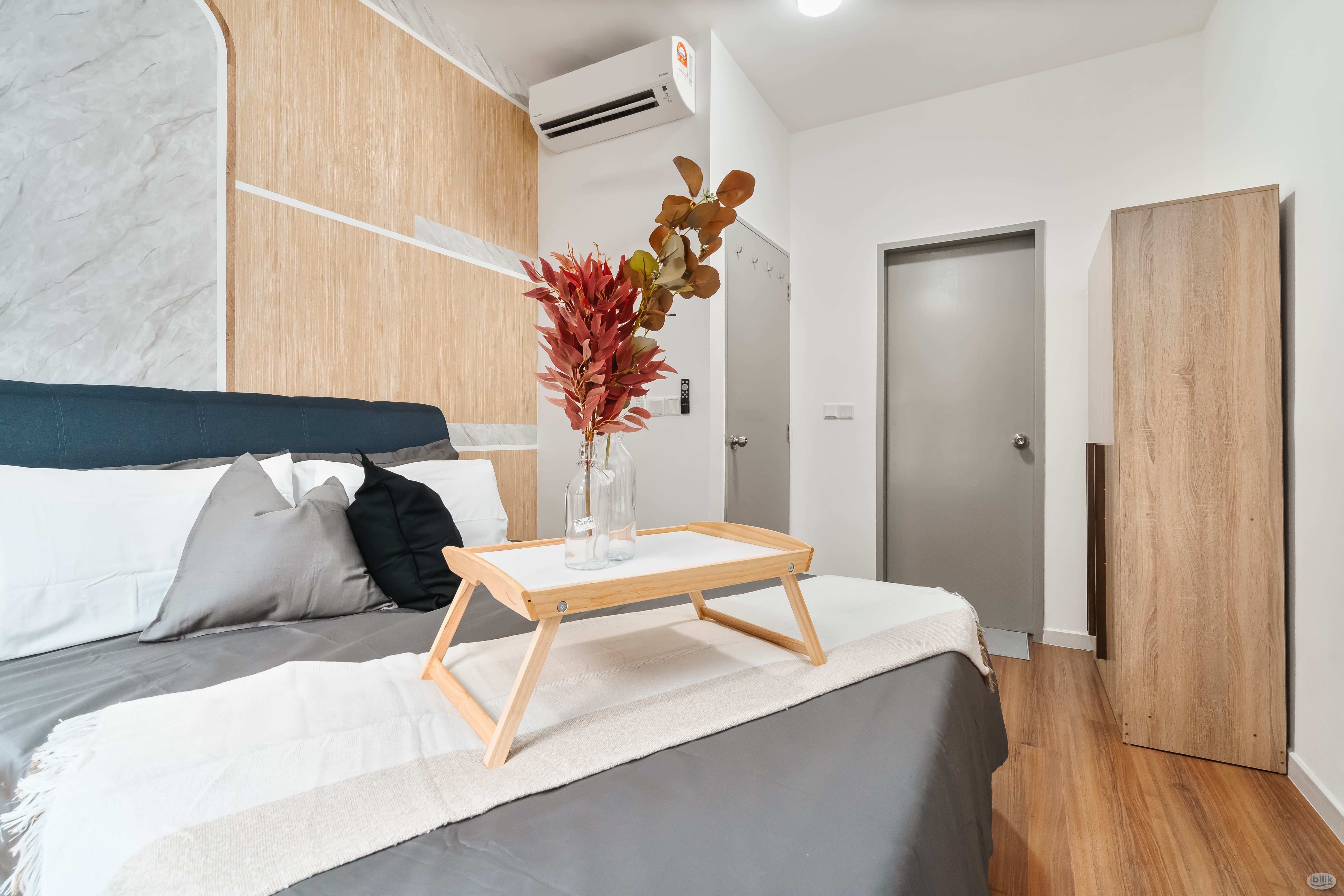 Male Comfortable Master Room at M Vertica KL City Residences, Cheras - Image 2