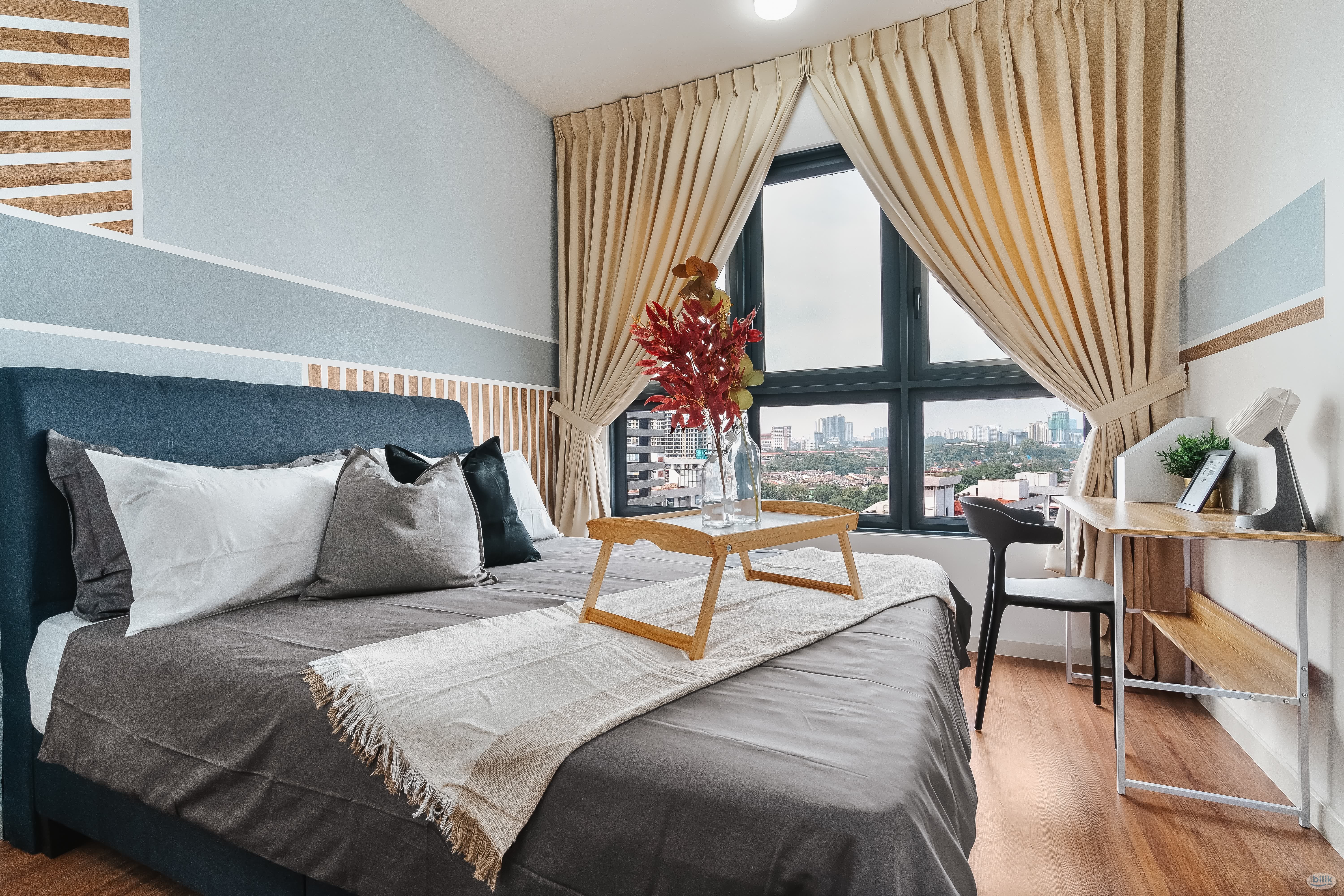 Male Comfortable Master Room, Fully Furnished, Near MRT LRT at M Vertica KL - Image 1