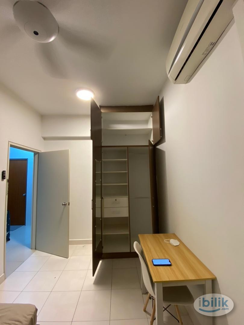 Middle Room at Setiawalk, Pusat Bandar Puchong - Image 3