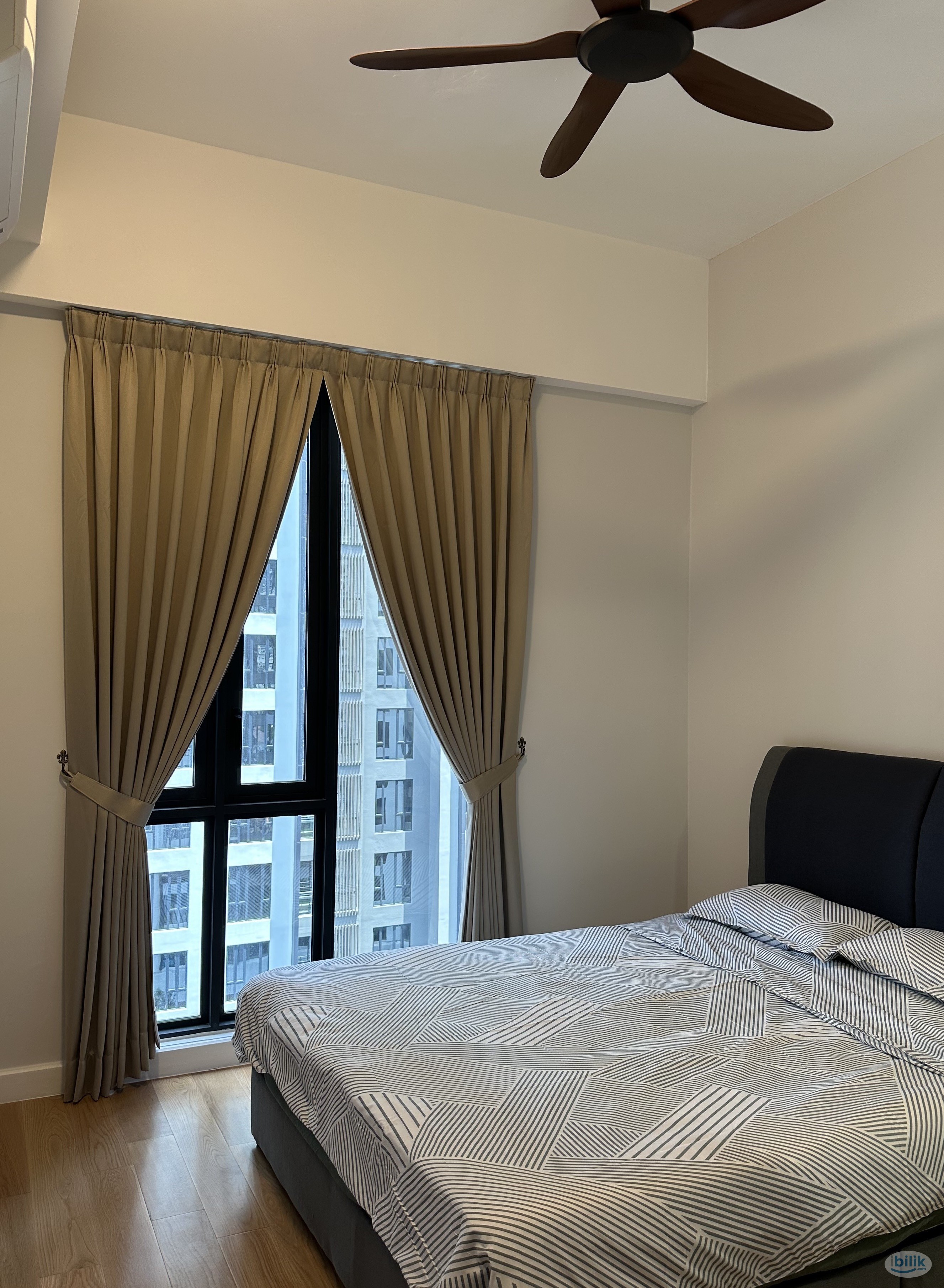 Single Room at Sentral Suites, KL Sentral - Image 3