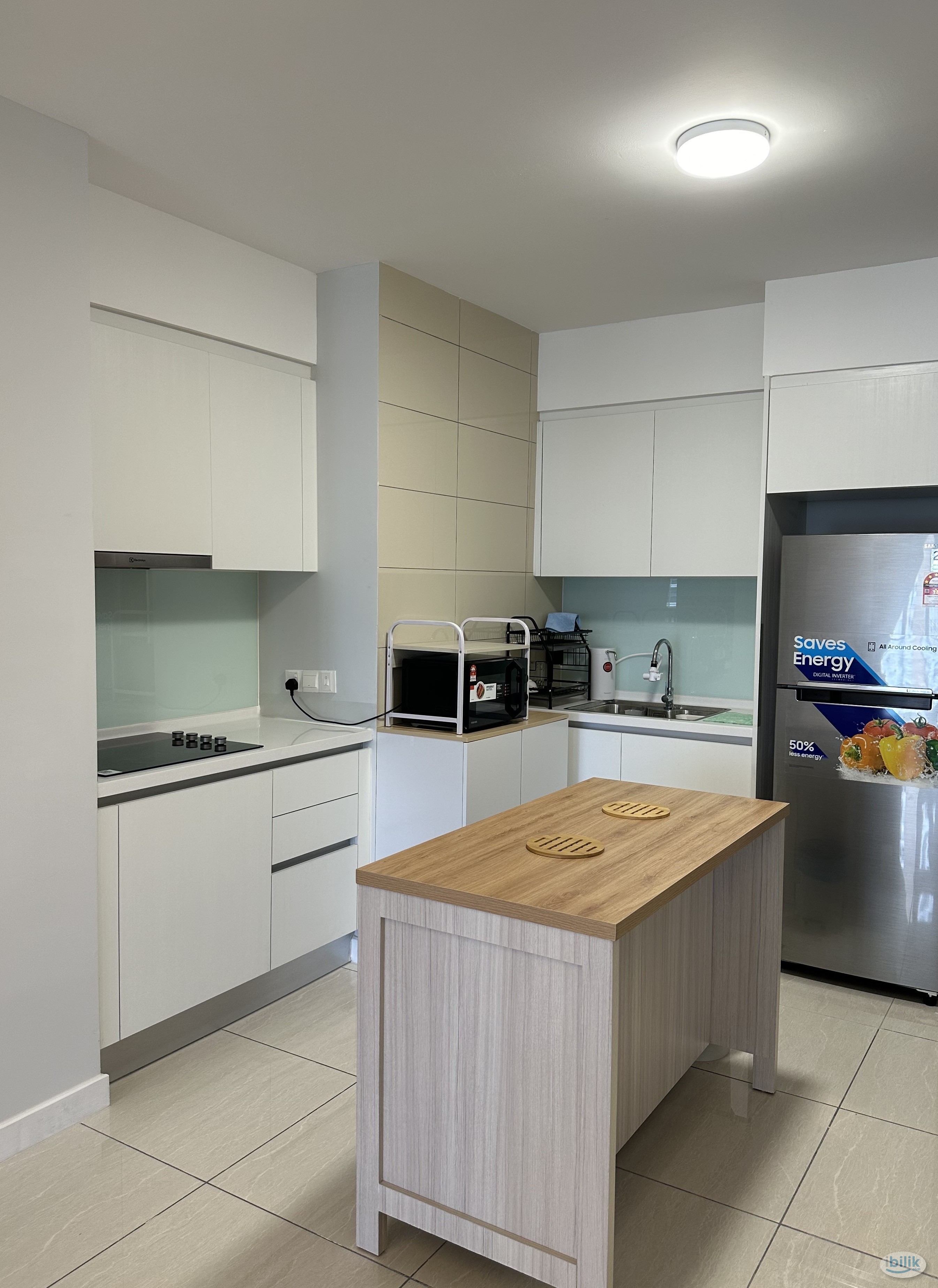 Single Room at Sentral Suites, KL Sentral - Image 2