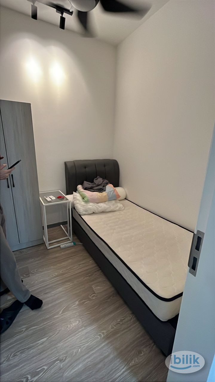 Kepong Single Room United Point Doorstep Aeon Shopping Malls - Image 1