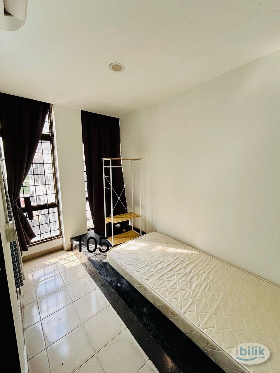 ‼️CO-LIVING HOTEL NEWTON QUIET & PRIVACY MIDDLE ROOM ‼️ At Desa Subang Permai, Near Subang Airport 📌 📌 MOVE IN IMMEDIATE - Image 1
