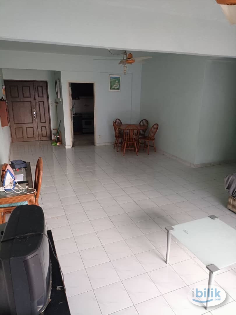 Master Room at Mahkota Wira, Ipoh - Image 3