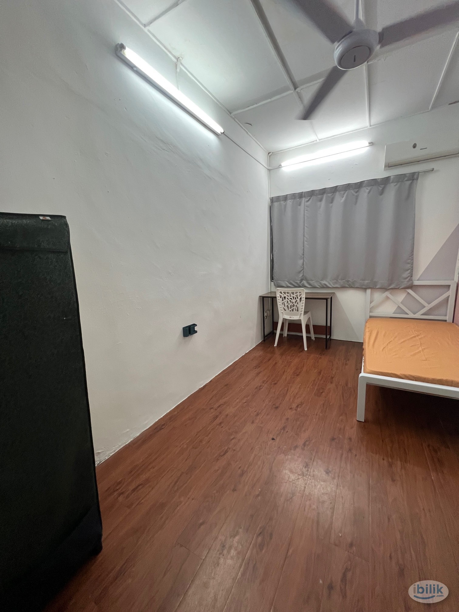 Single Room at SS2 NEAR DURIAN STALL👀 - Image 1
