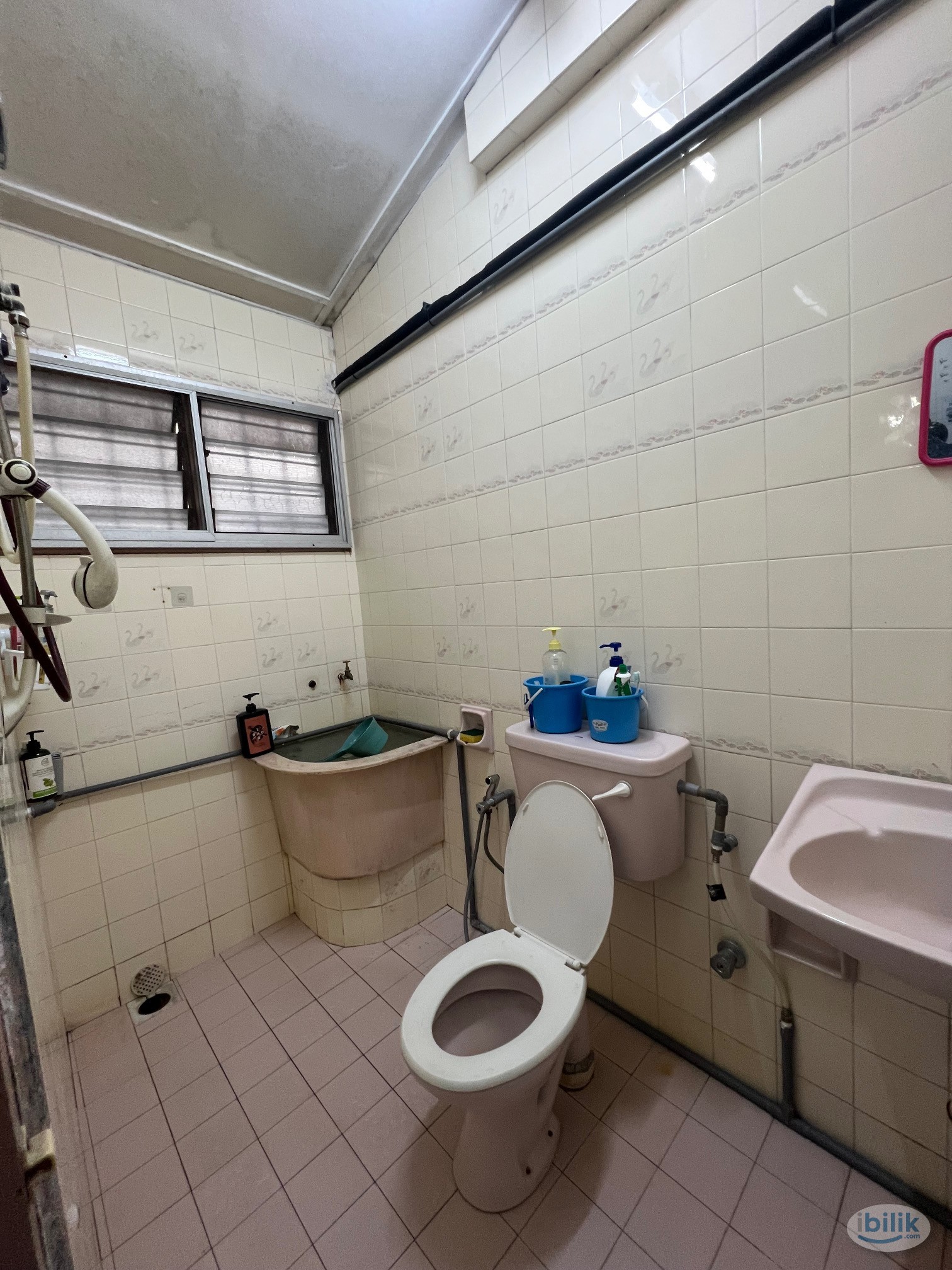 Single Room at SS2 NEAR DURIAN STALL👀 - Image 3