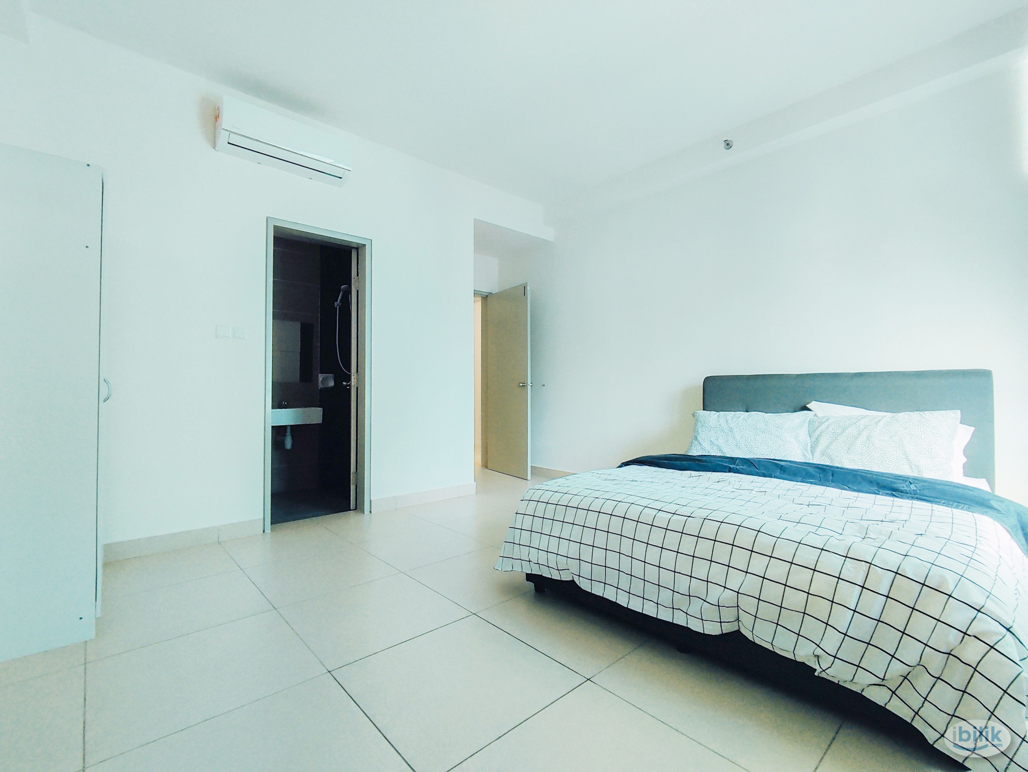 All Female ‼️(Master Room A w Private Bathroom) Free Utilities WIFI Near Bus MRT at Residensi Suasana Damansara Damai - Image 3