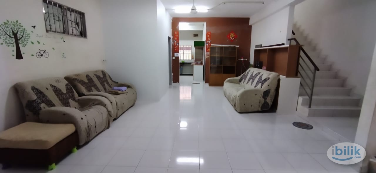 Middle Room at Setia Indah, Tebrau - Image 4