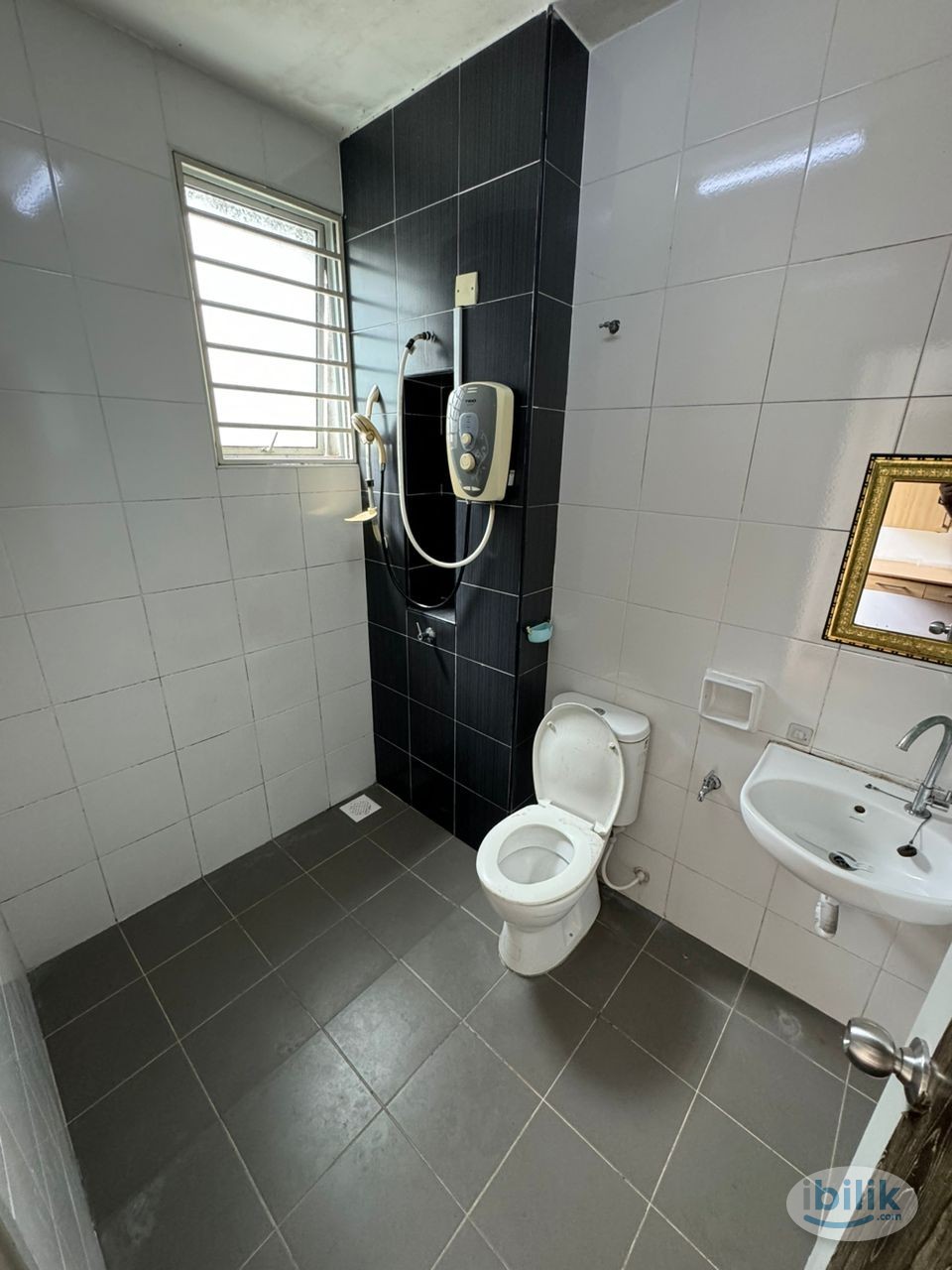 Single room for rent at Bandar Bukit Tinggi Klang, 5 min drive to Aeon BTT, Giant Btt, HTAR - Image 2