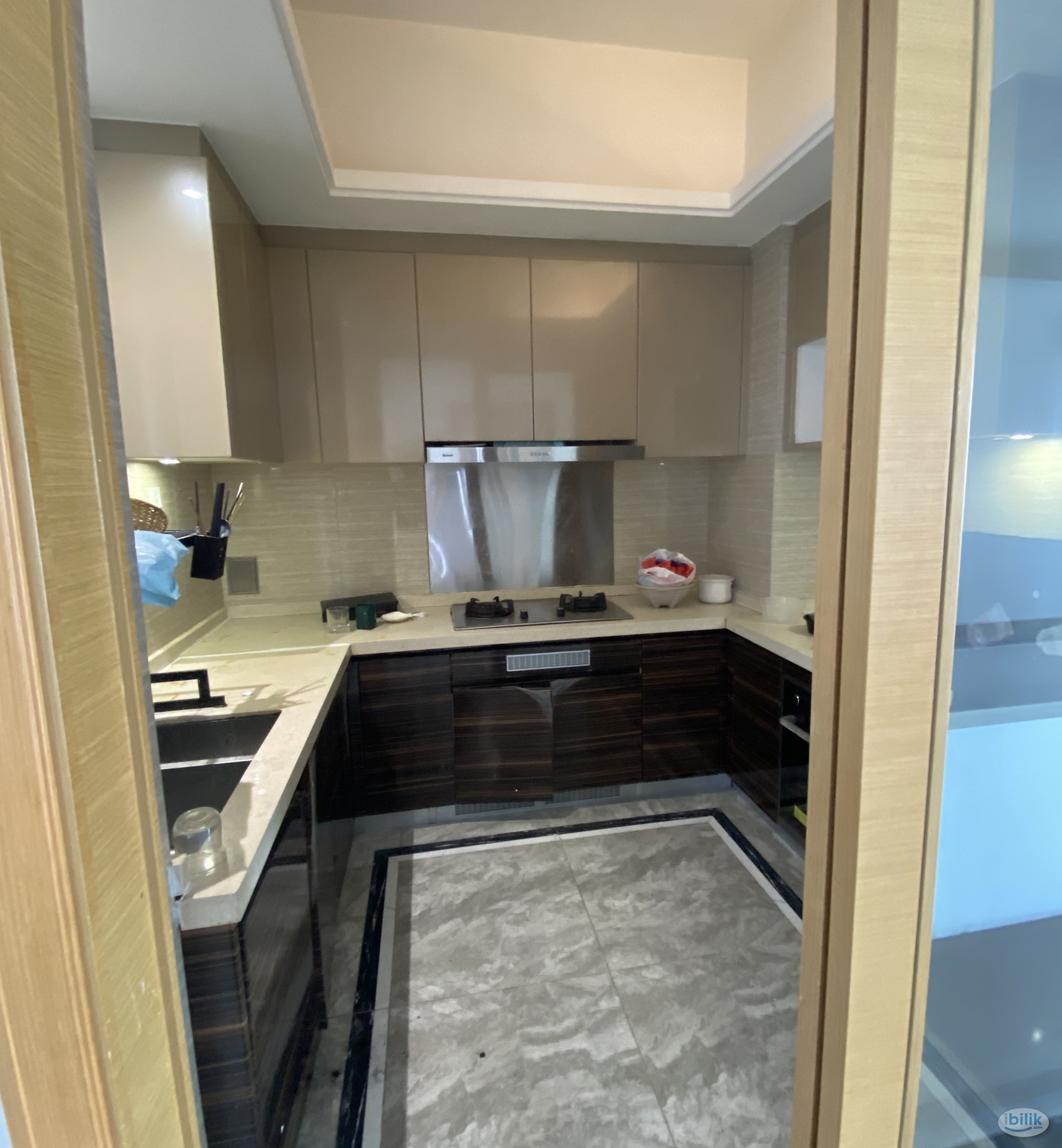 R&F Princess cove room(new furniture) with balcony - 5 mins walk to CIQ - Image 3