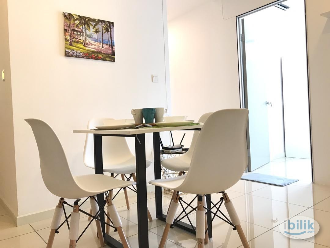 Single Room with private balcony at Casa Green, Bukit Jalil - Image 2