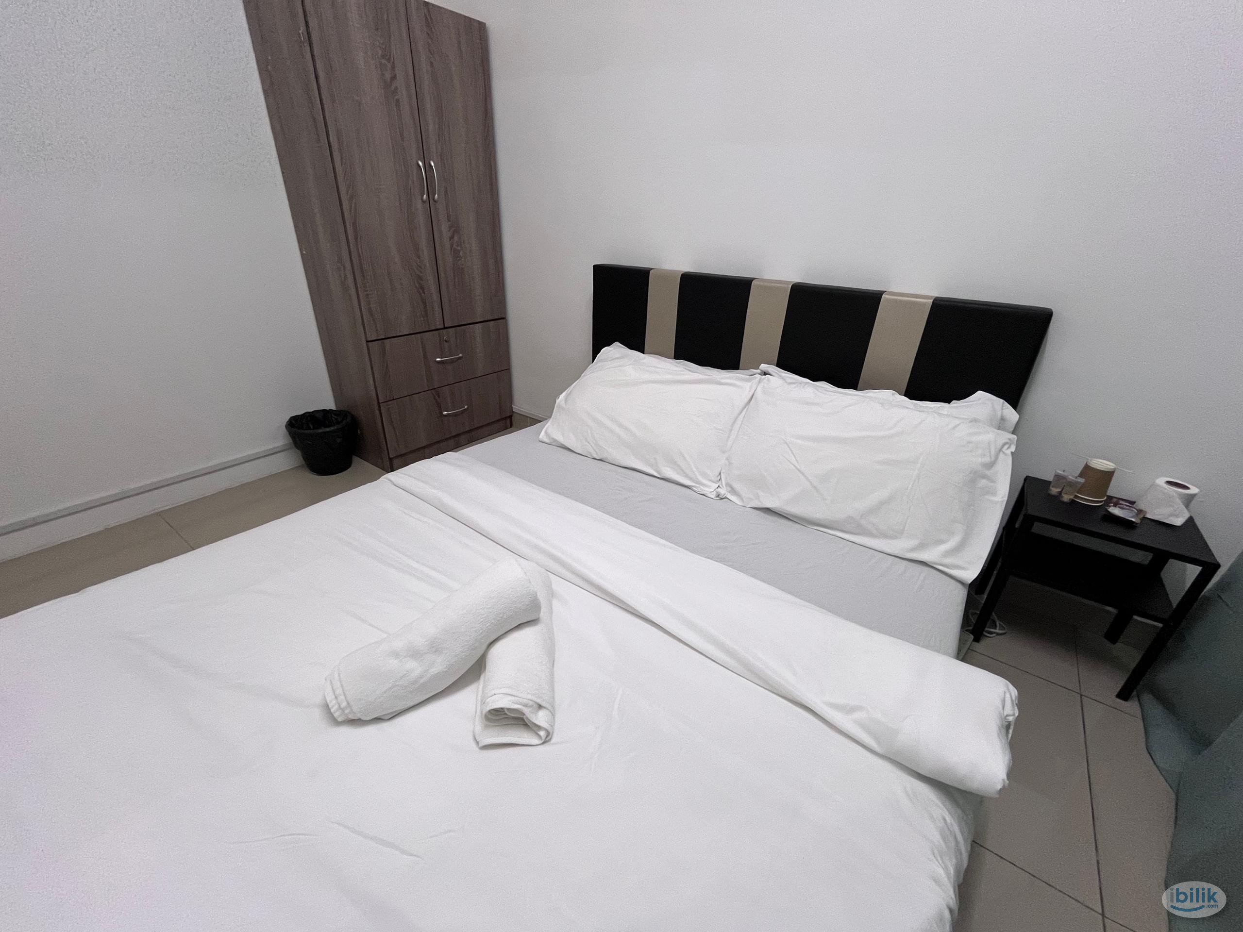 Pacific Place Medium Room  for rent - Image 3