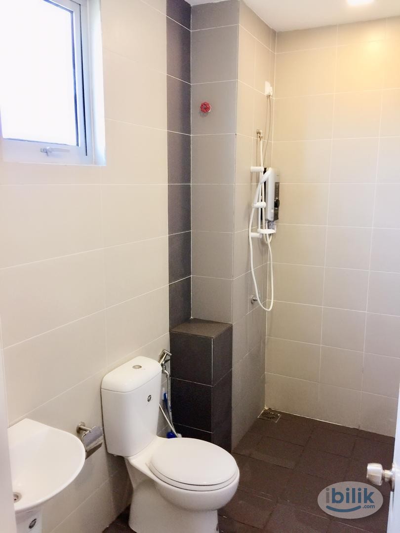 Dato Onn - Single Room FREE Electric - Image 3