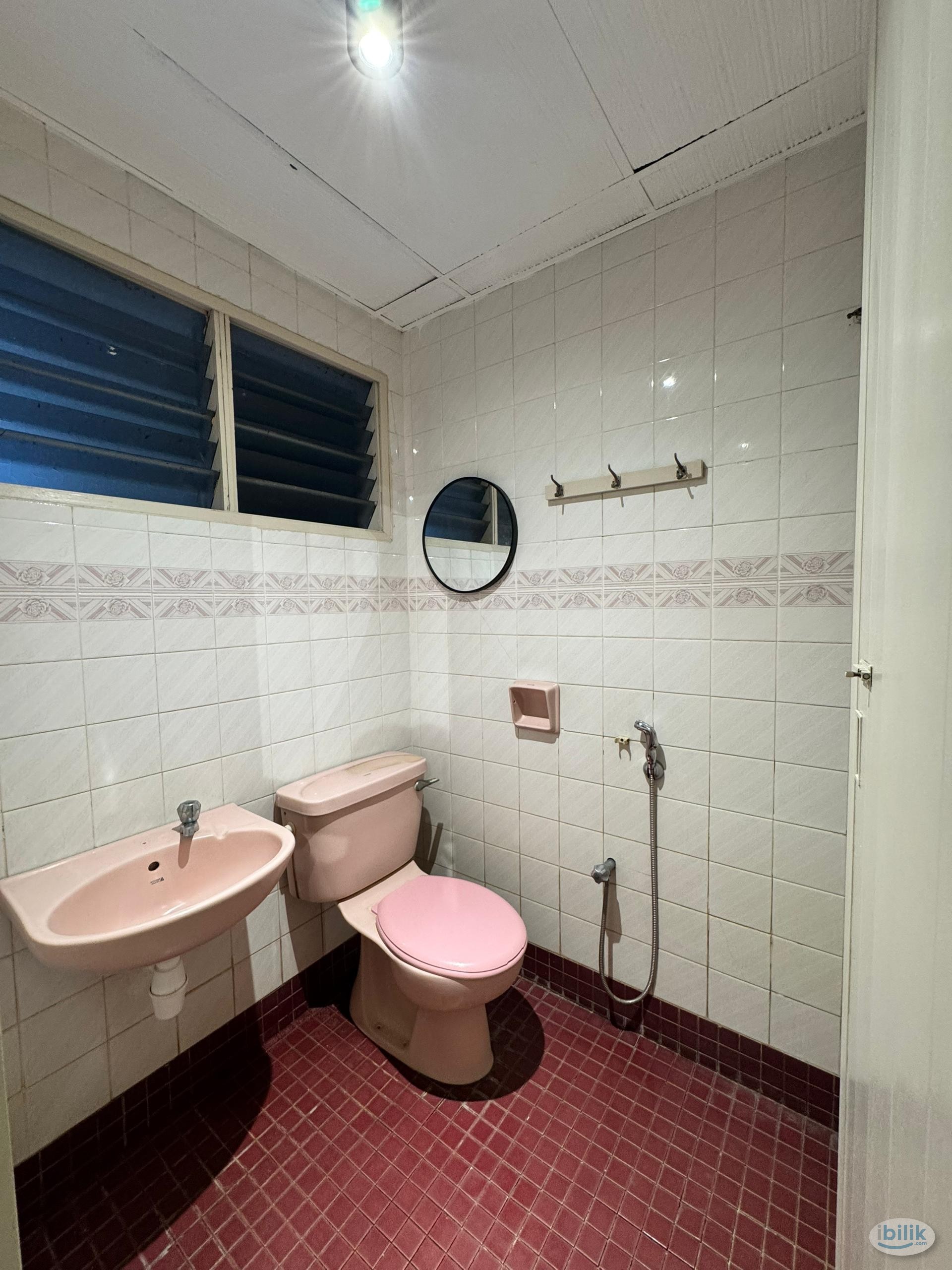 5 MINS WALK MONORAIL CHOWKIT 🚄 | 5 MINS DRIVE TO KAMPUNG BARU 🍜🍜🍲 - Image 2