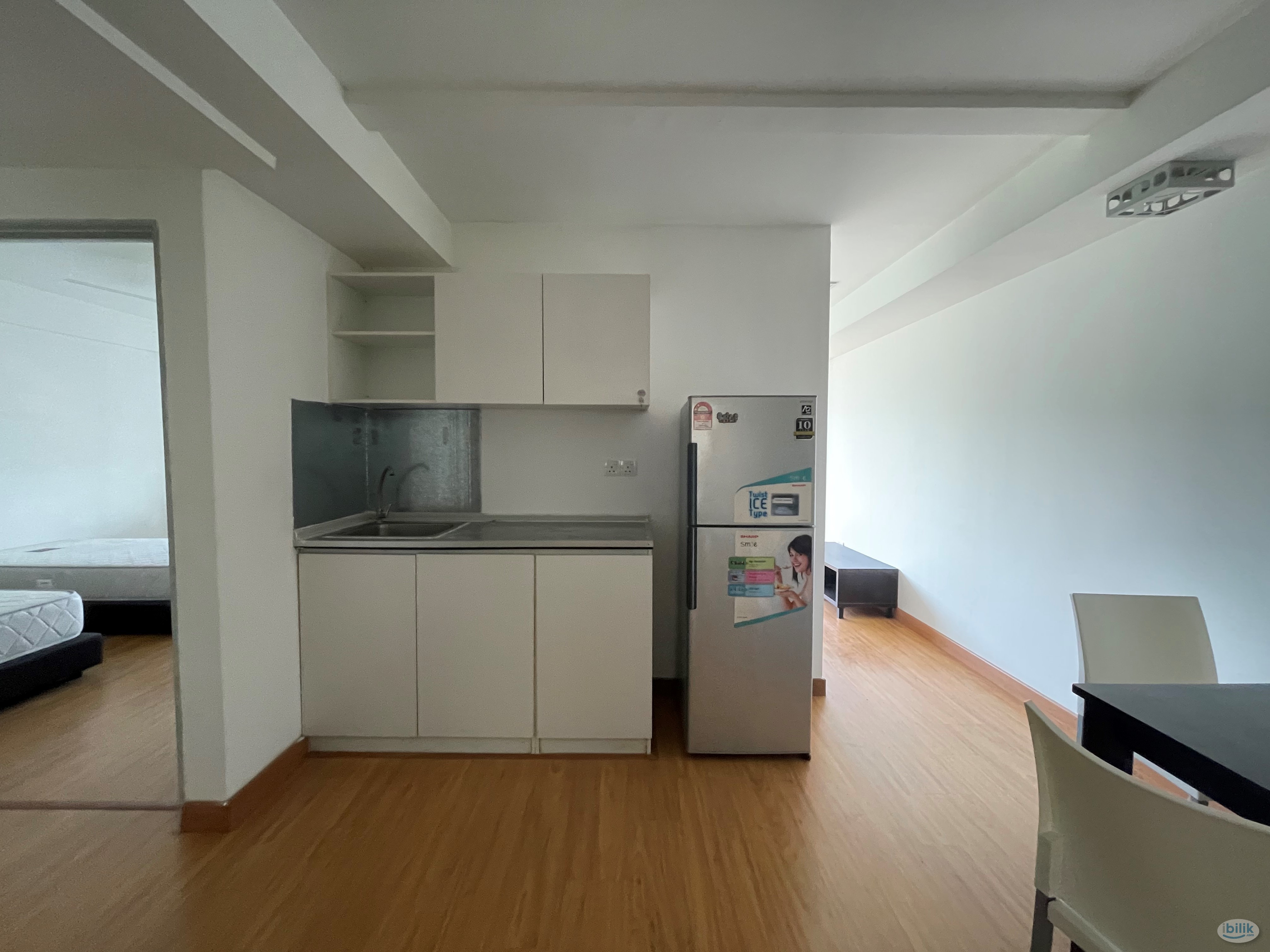 Middle Room at Mansion Sentral, KL Sentral, KL City Centre - Image 2