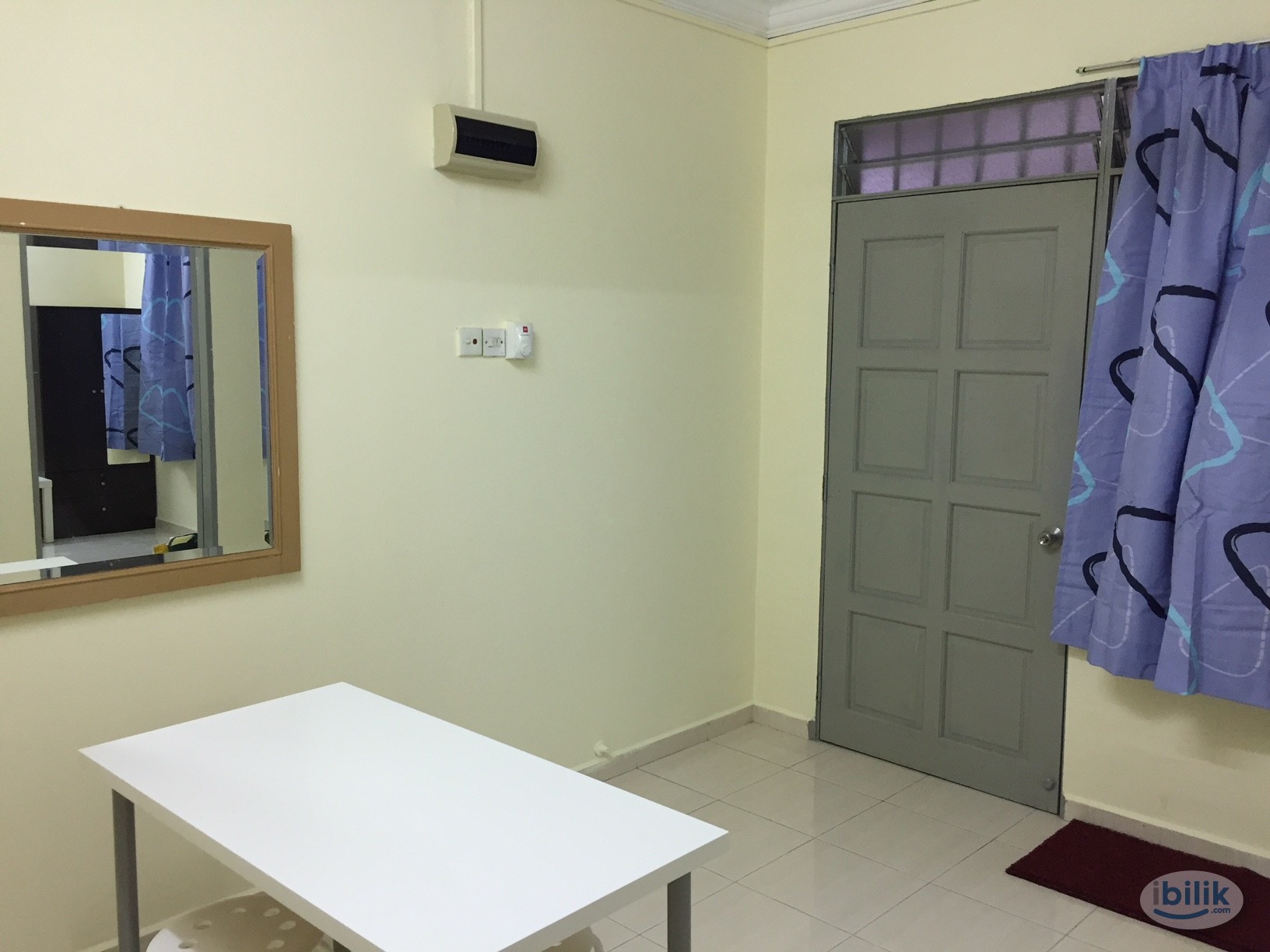 MALE Middle Room at Mentari Court 1, Bandar Sunway - Image 3