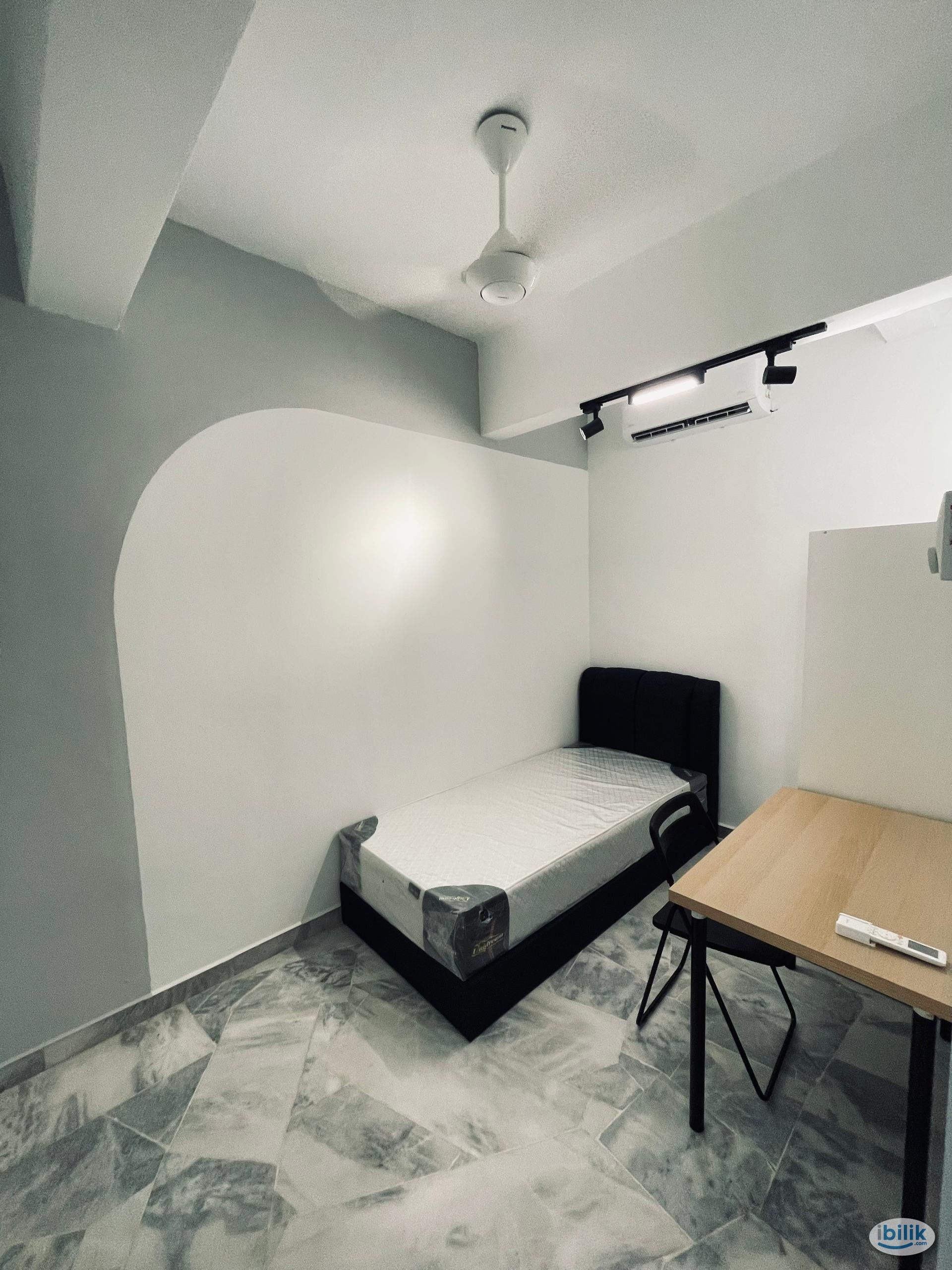 🥰  MIDDLE ROOM For Rent @ USJ 1 🔥MOVE IN IMMEDIATELY🔥🔥🌈TRUSTED AGENT🌈 - Image 3