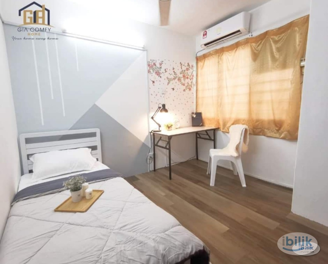 🤗SPACIOUS MIDDLE ROOM AT SS2🤗 🔥MOVE IN IMMEDIATELY🔥🔥🌈TRUSTED AGENT🌈 - Image 3