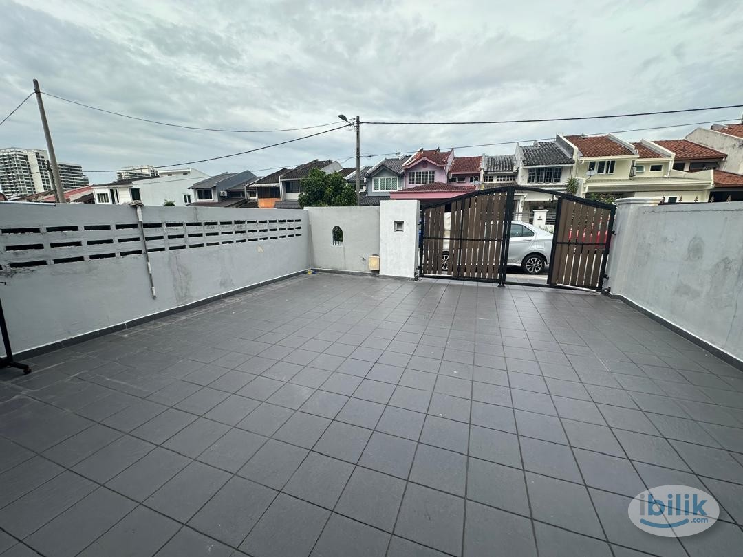 Middle Room ( LRT Station) at SS17, Subang Jaya - Image 3