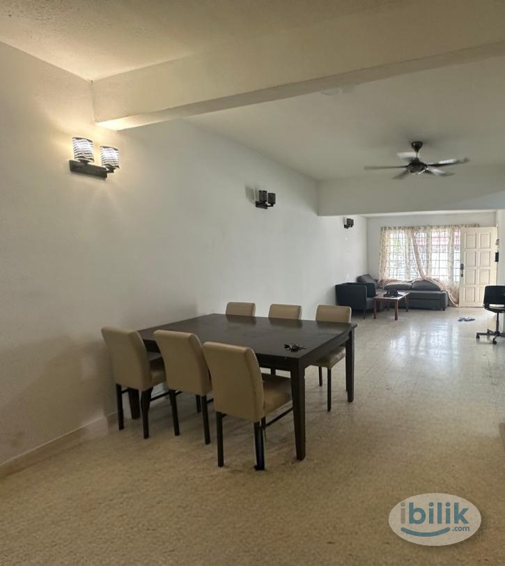 Middle Room ( LRT Station) at SS17, Subang Jaya - Image 1