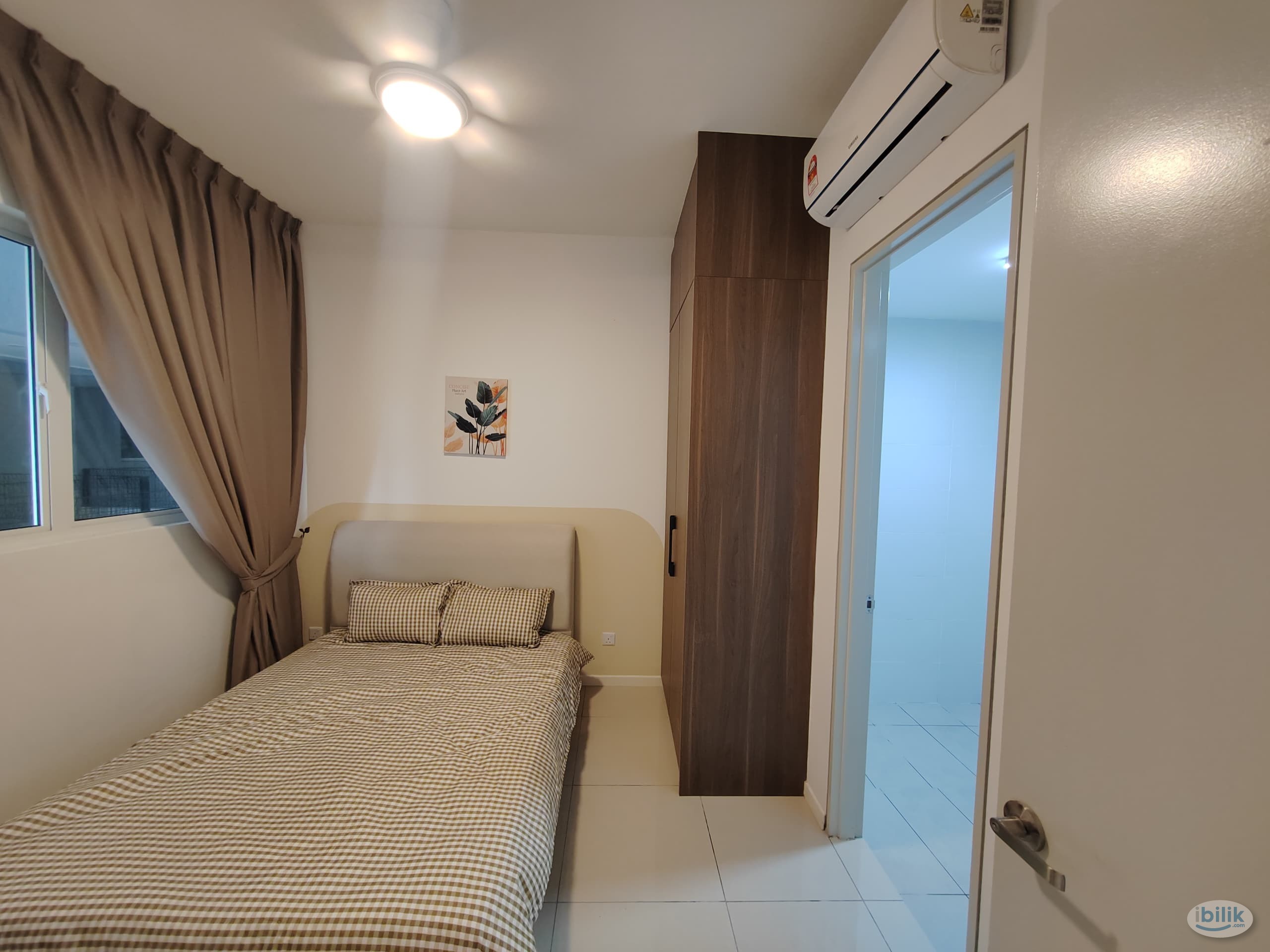 Nadayu801 Female Unit Master room with Private Toilet - Image 1